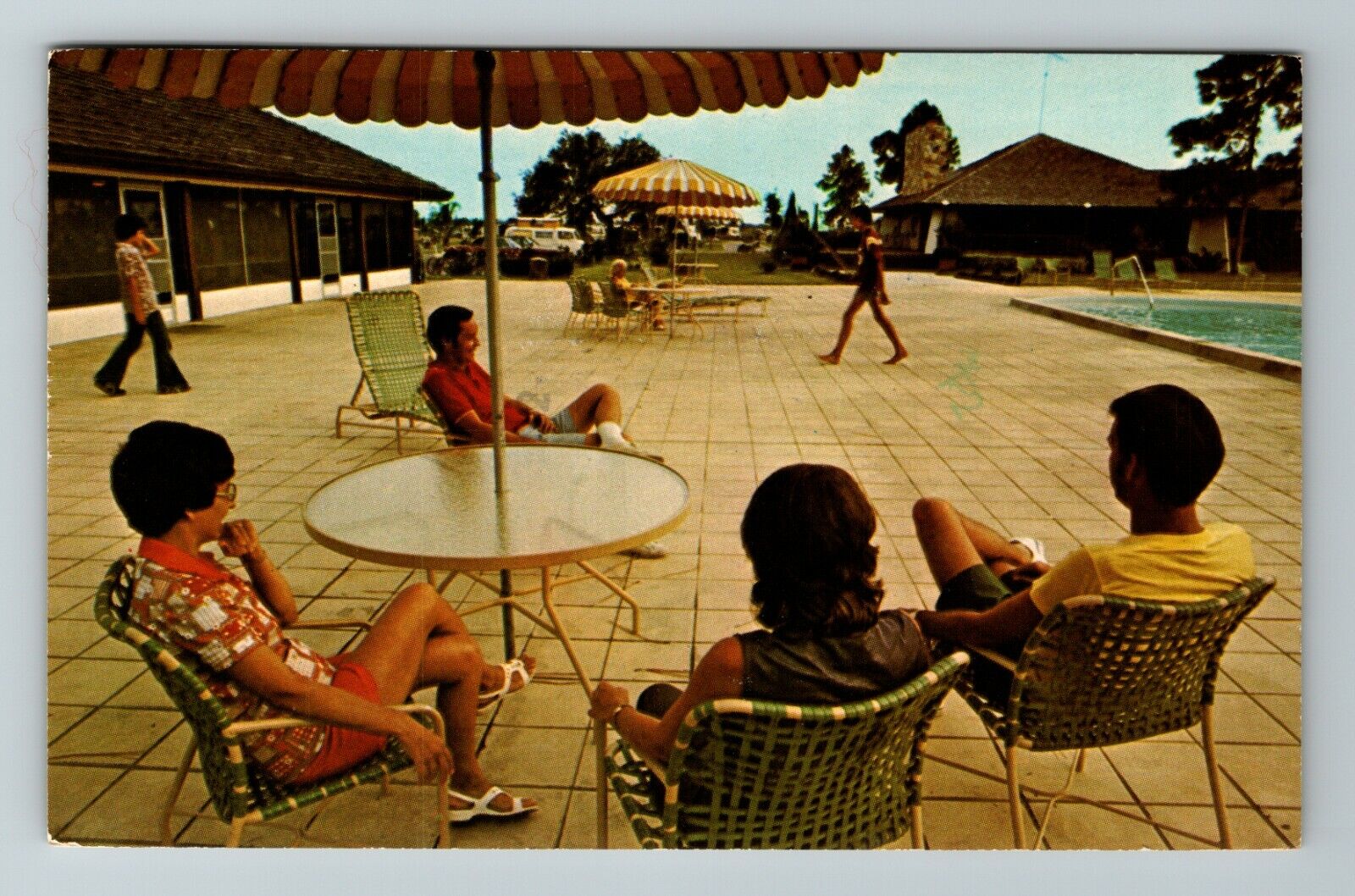 Lake Wales FL-Florida, Saddlebag Lake Resort, Poolside, Vintage Postcard