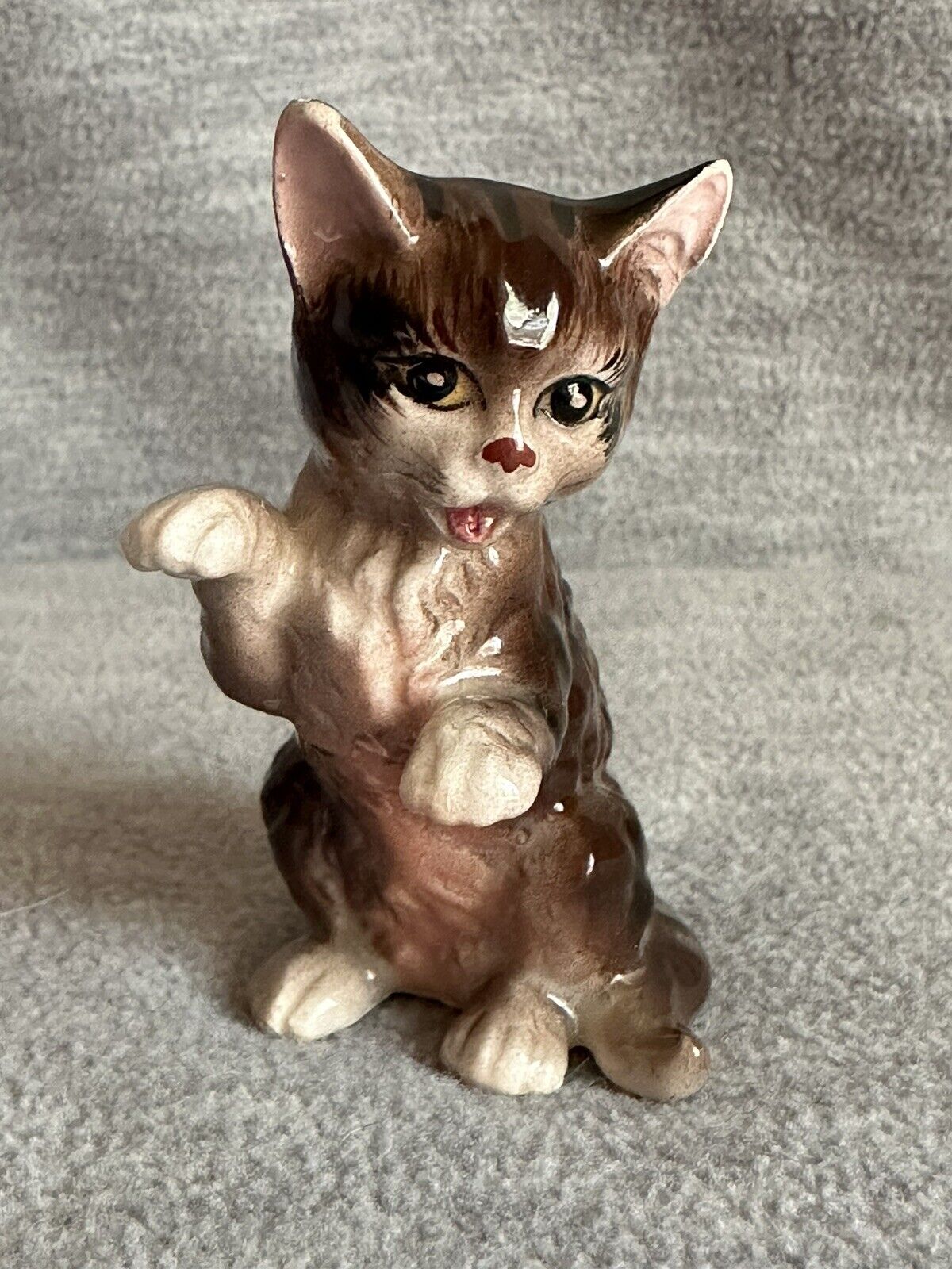 Vintage Little Kitten Figurine Brown Tiger Tabby With Pink Belly And Ears Japan