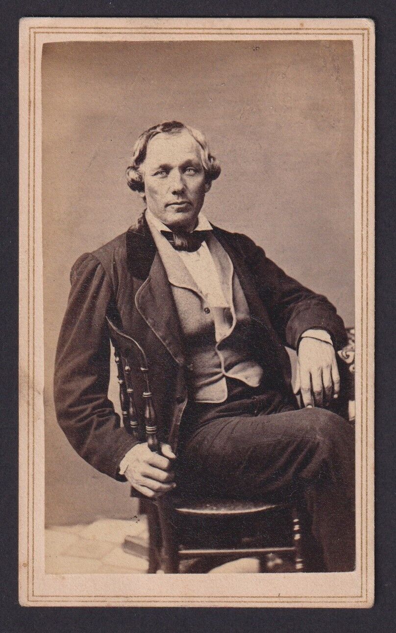 CDV Photo Handsome Important Looking Man Wearing a Suit