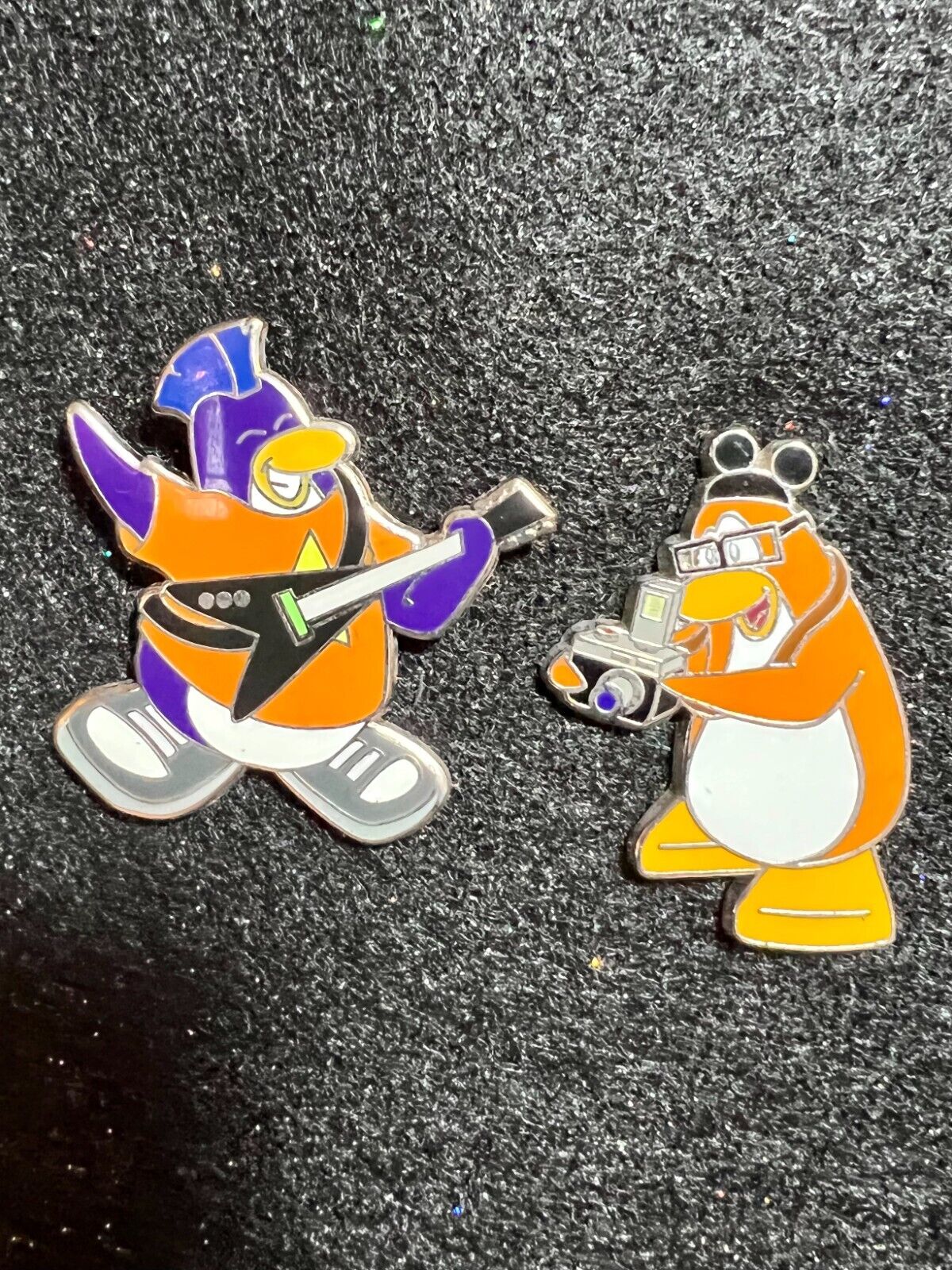 2 HTF Disney Club Penguin Pins: #74490 Camera Club AND #78213 Mystery Collection