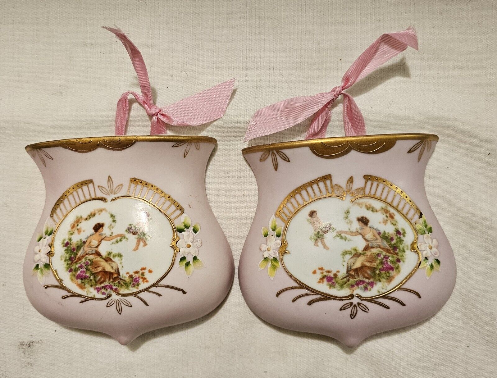 Vtg Set 2 ARCO Wall Pockets Pink Gold Cherub Victorian Lady Japan MIJ Decor Vase