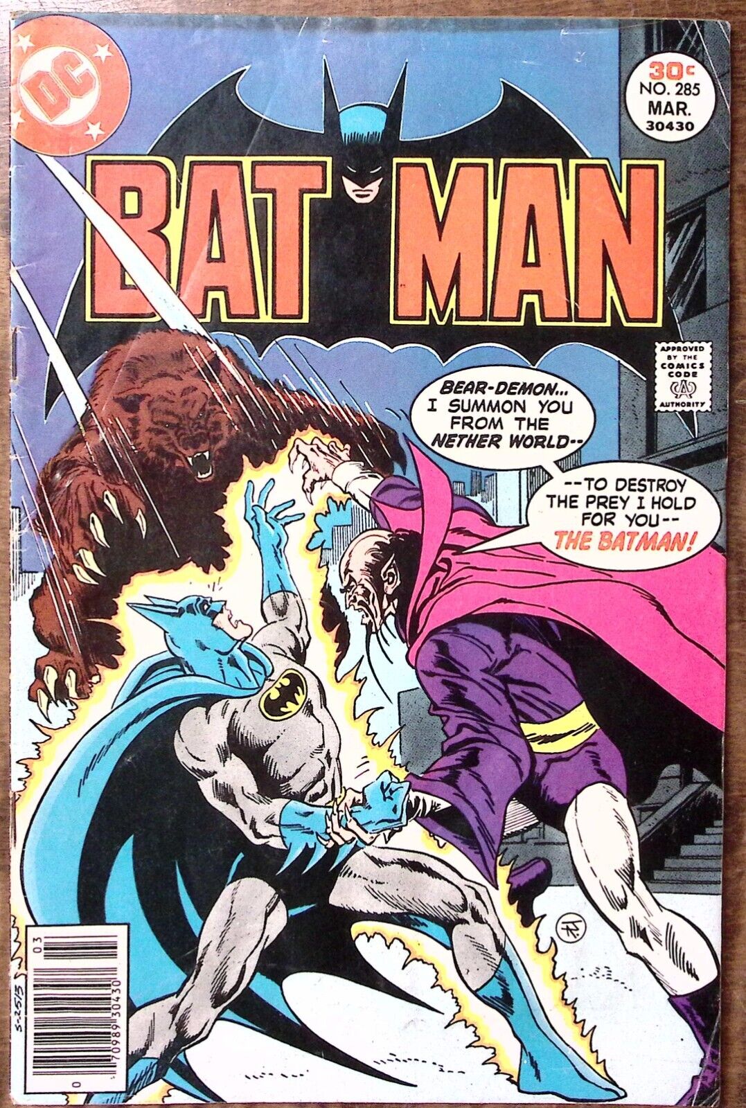 1977 BATMAN #285 MAR  THE MYSTERY OF CHRISTMAS LOST   DC COMICS  Z4889