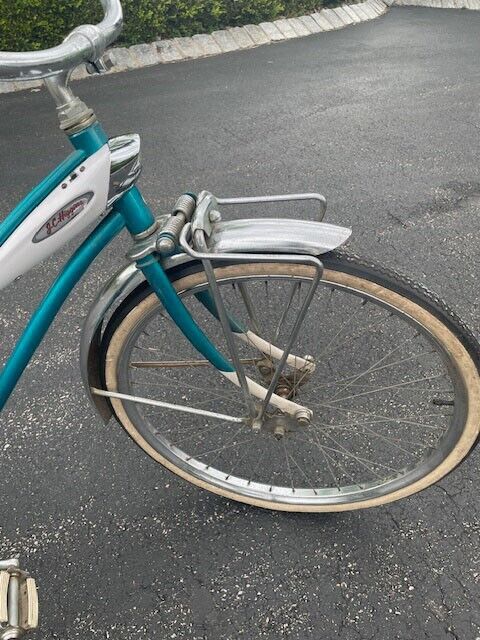 J.C. Higgins Vintage Girl’s 24” Flightliner Sears Bicycle Springer Fork 1960's