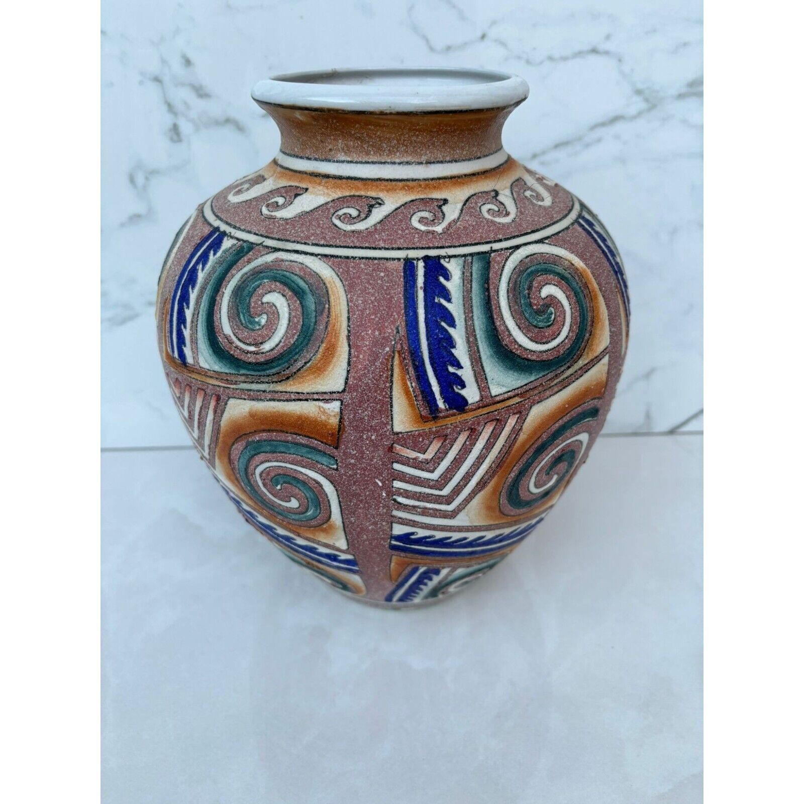 Vintage Collection Ceramic Southwestern Design Pottery Water Vase Cream Size 10\