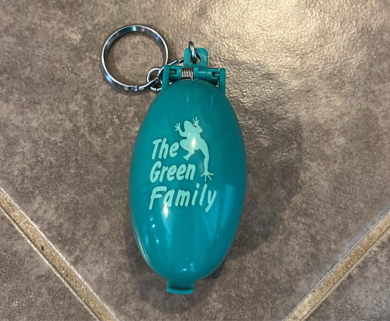 The Green Family Frogs Pocket Critters 1993 Takara Vintage Keychain Not Working