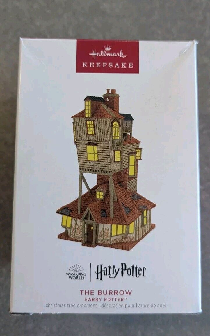 2023 Hallmark Keepsake Ornament, Harry Potter The Burrow - NIB/Worn Box