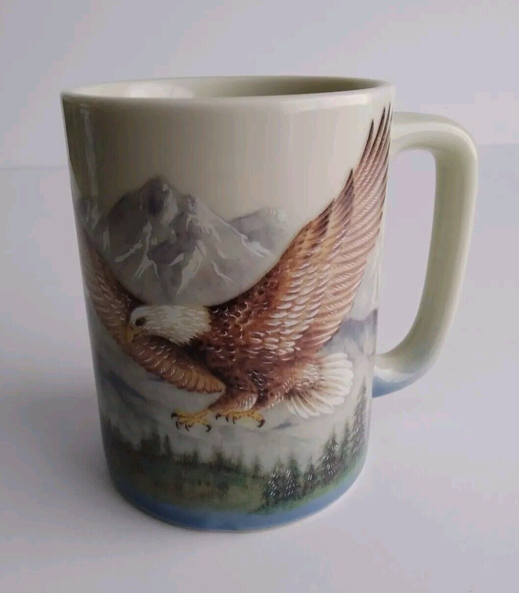 Otagiri Coffee Cup Mug Bald Eagle Flying Ceramic Japan 8 Oz.