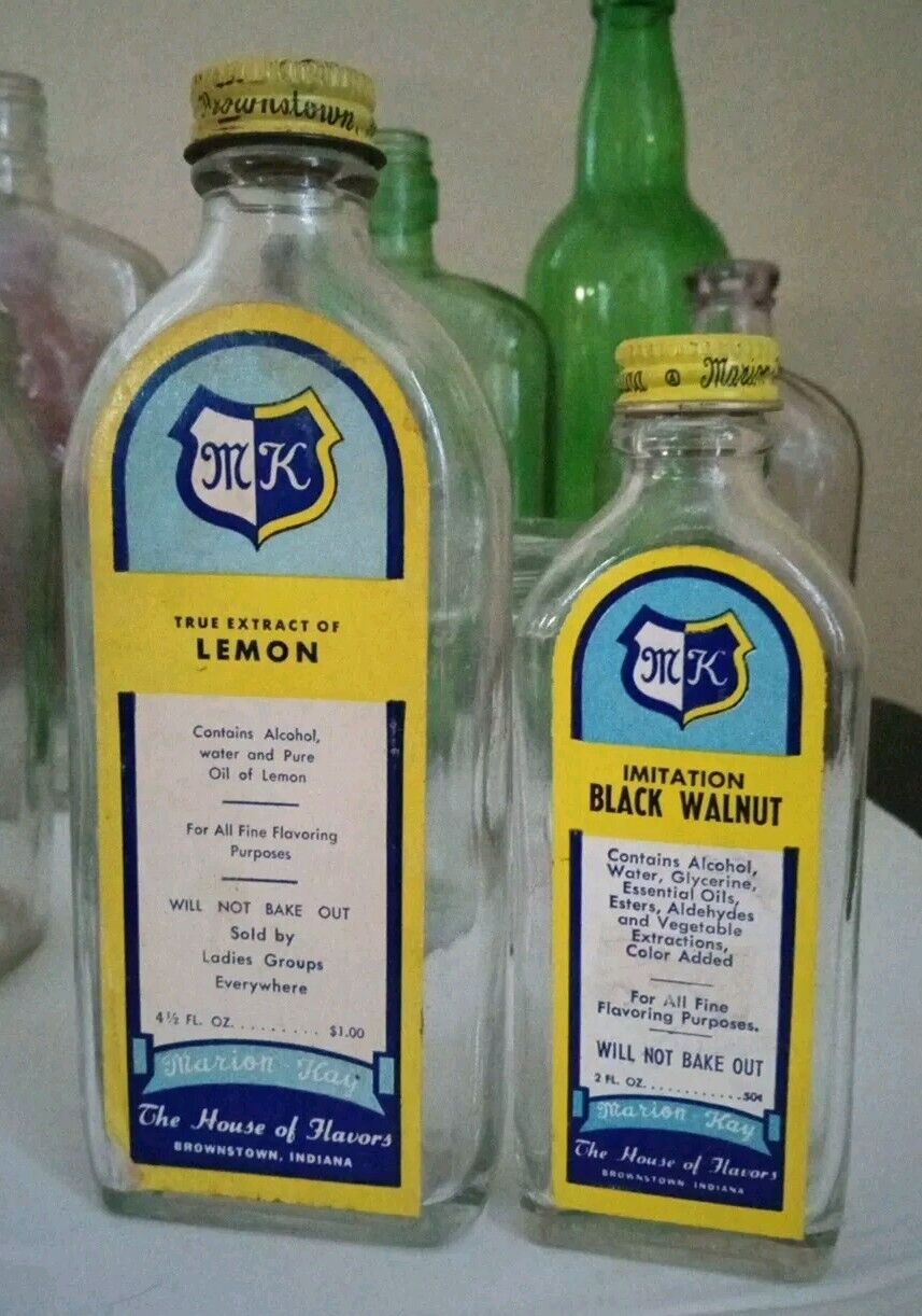 VTG Marion Kay MK Lemon TRUE Extract M K BROWNSTOWN INDIANA GLASS BOTTLE ALCOHOL