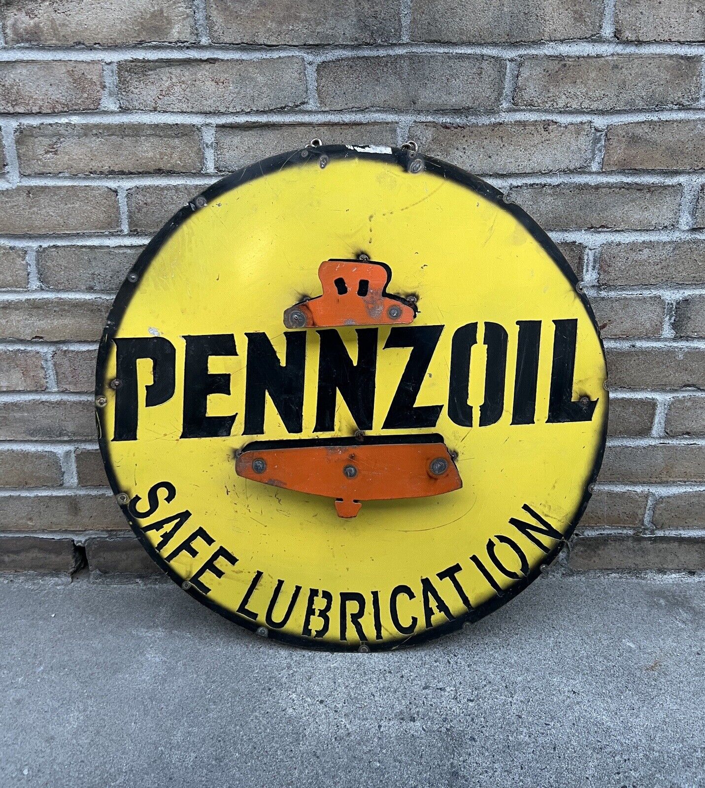 Vintage Pennzoil Motor Oil 23” Round Metal Sign Gas Station Advertisement