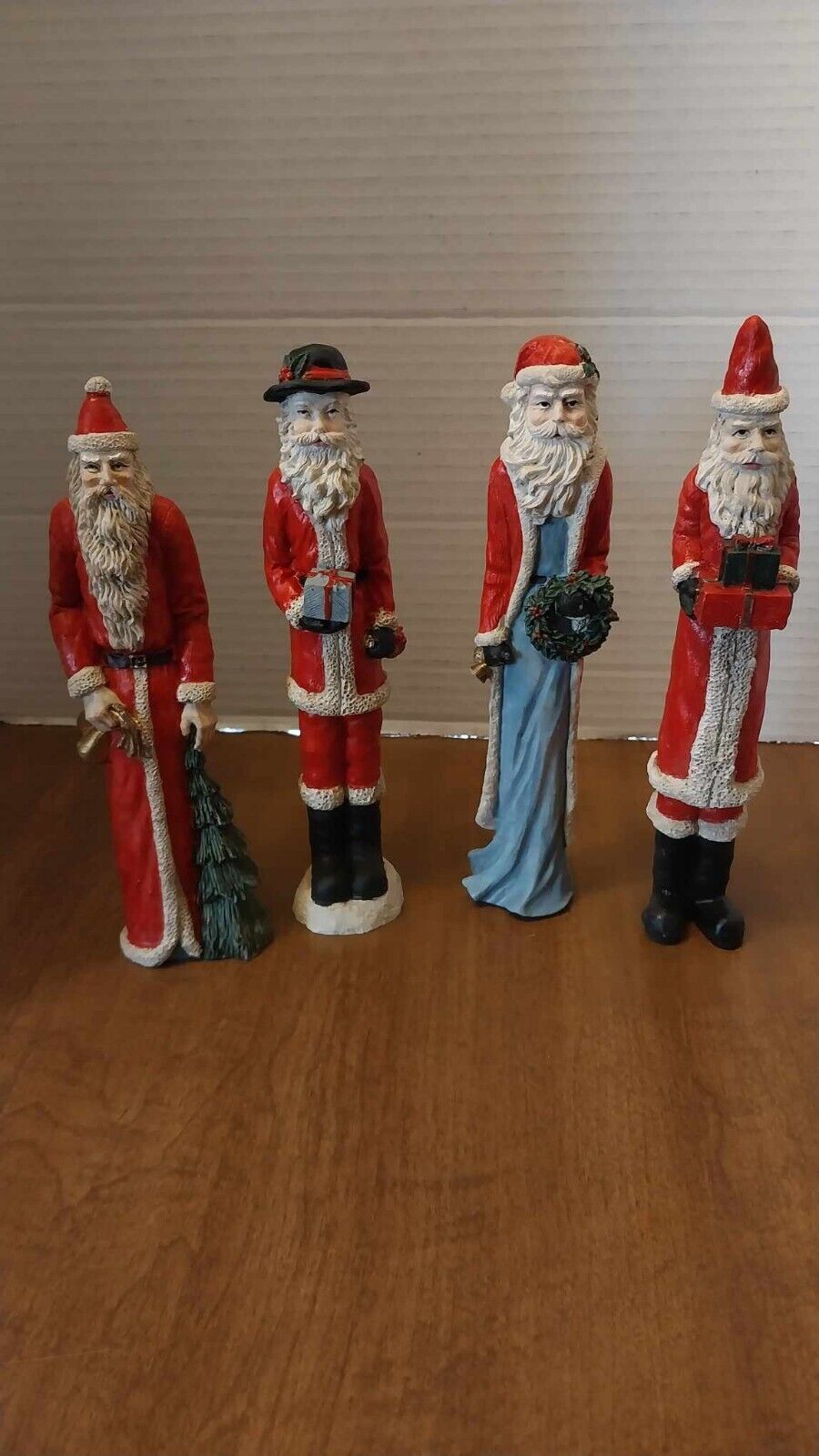 Lot Of 4 Vintage Pencil Slim Santa Clause Figurines Christmas Decor 8\