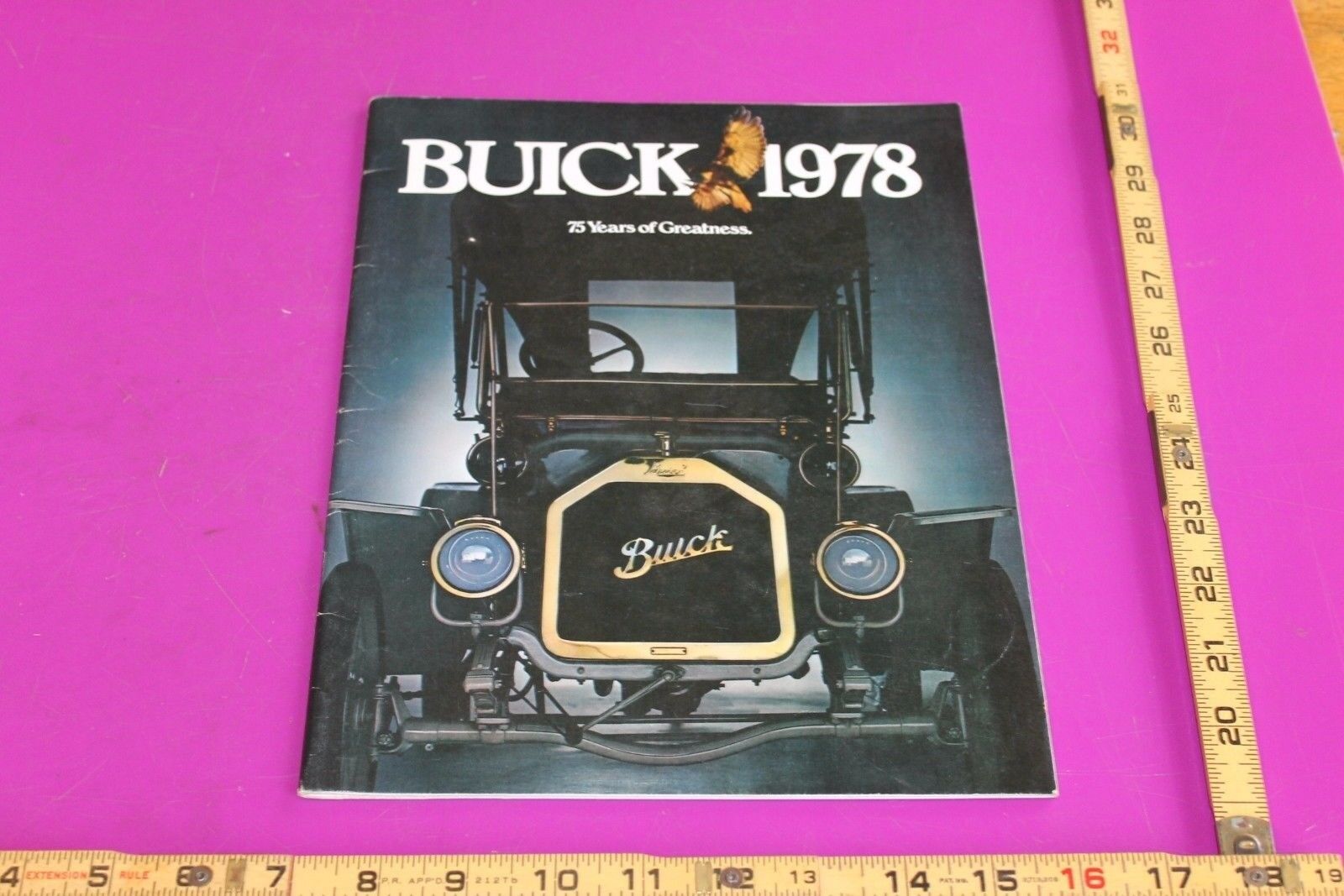 1978 Buick Brochure. 75 pgs. See pics for condition.