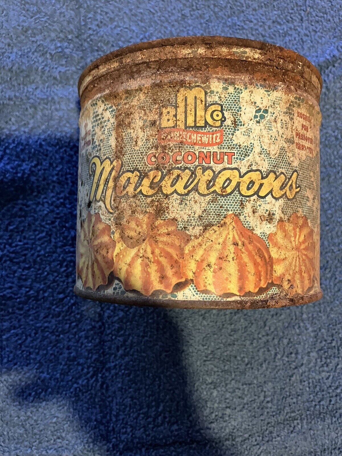 old cookie tin vintage