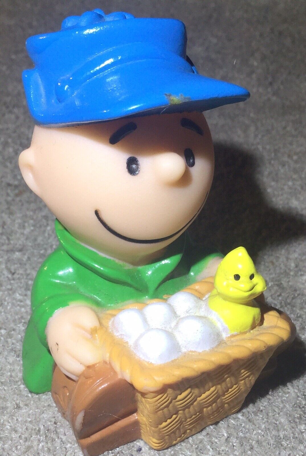 Vintage 1966 Peanuts United Feature Syndicates Figure Charlie Brown W/ Eggs 3”