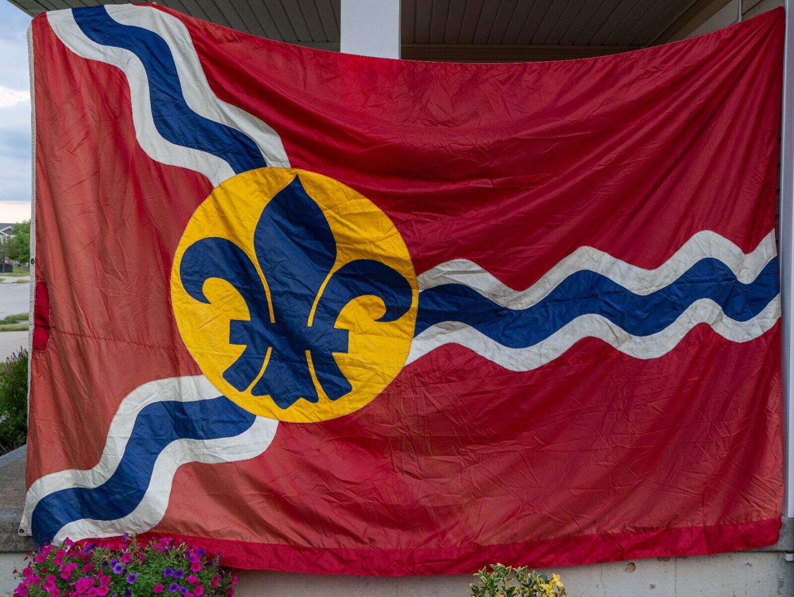 St. Louis City Flag vintage 1960's 12' x 8' Original STL MO Flag