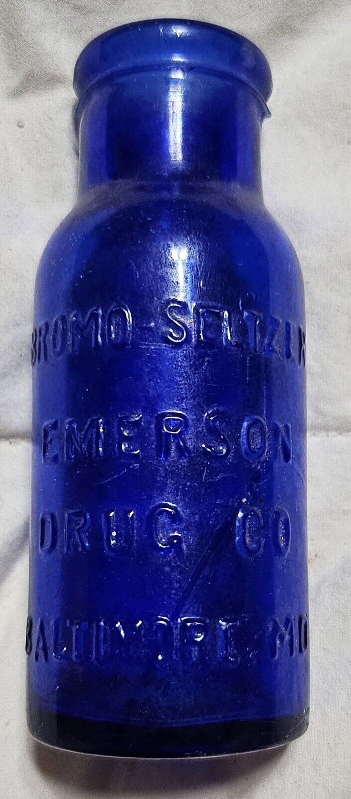 Vintage Bromo-Seltzer Emerson Drug Co. Baltimore MD Blue Glass Bottle