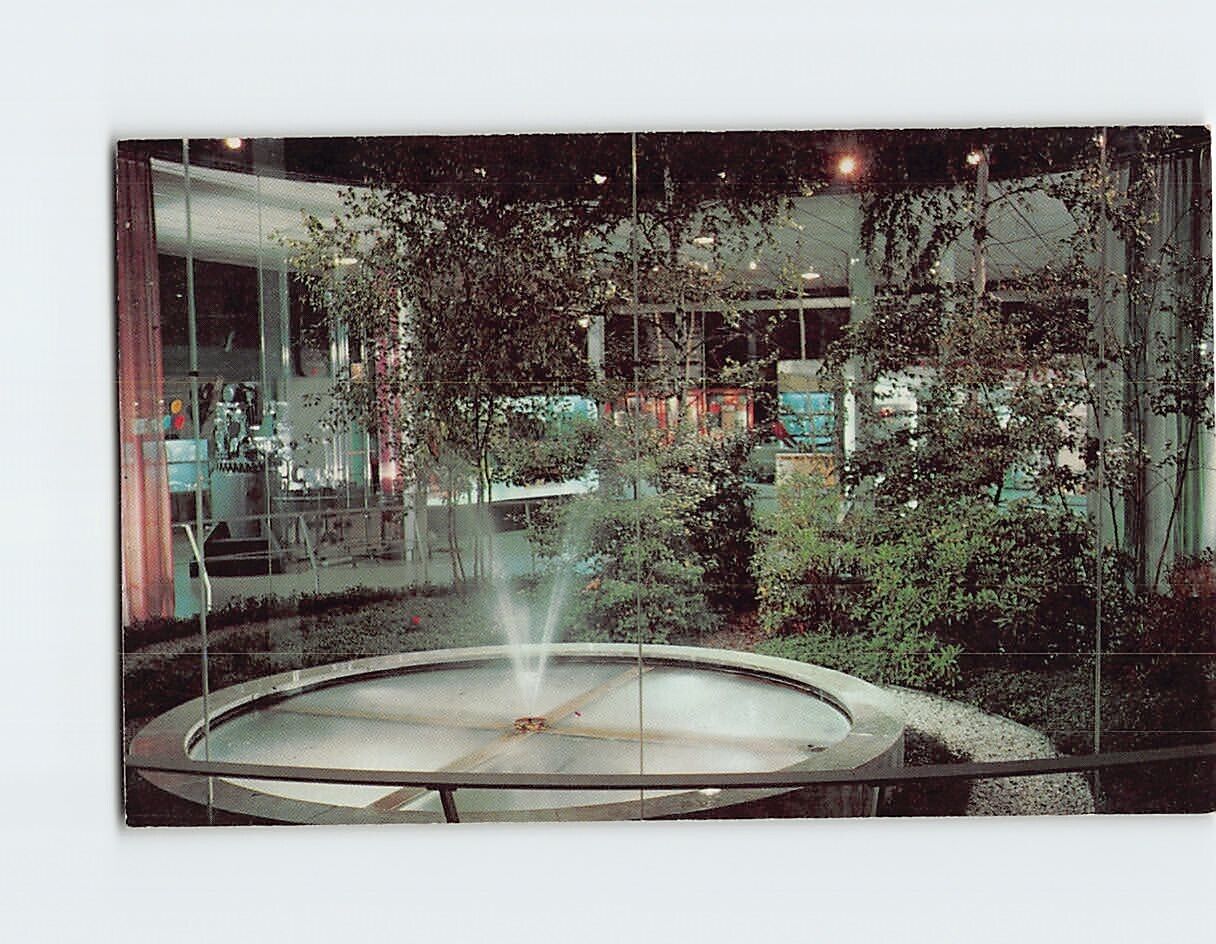 Postcard Indoor-Outdoor Garden The Corning Glass Center New York USA
