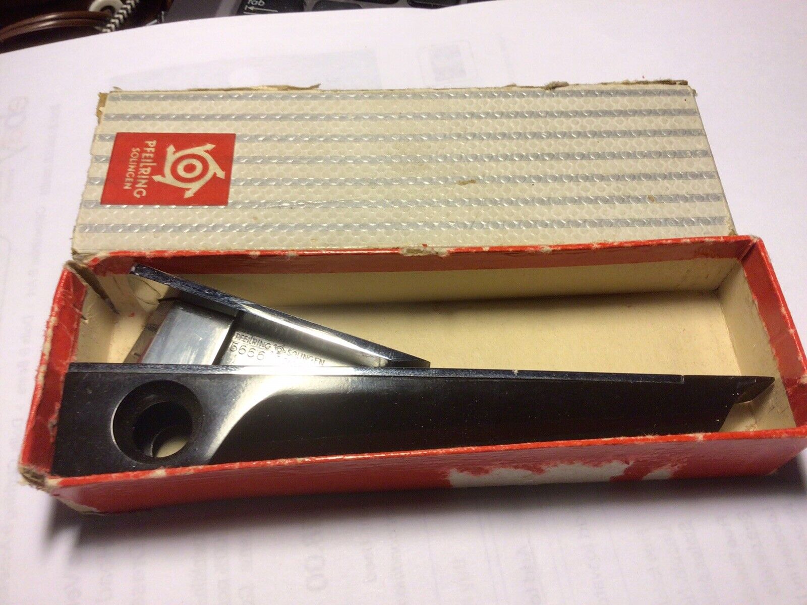 vintage Pfeilring Solingen cigar cutter Silver tone & black model 5666 In Box