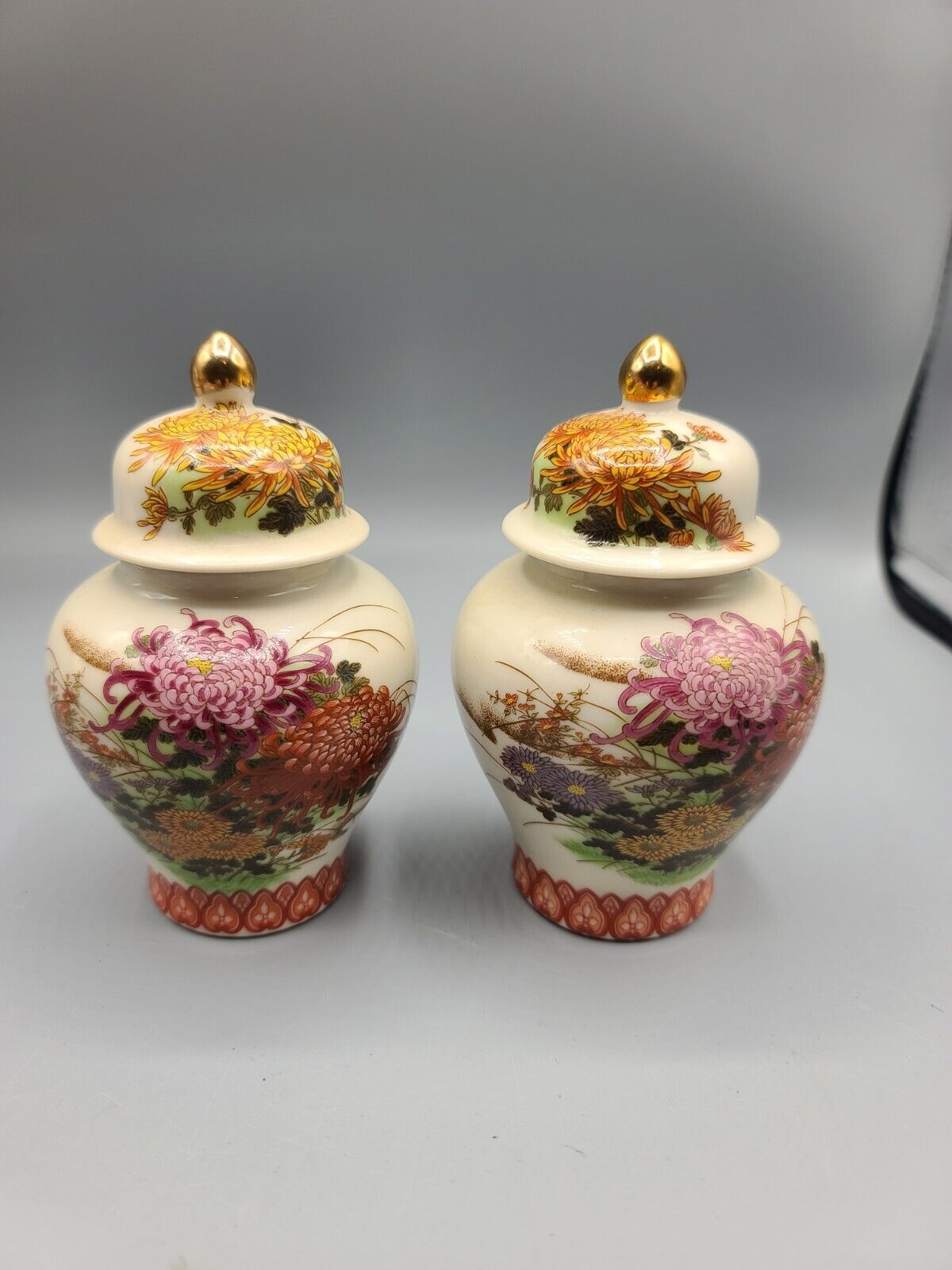 Pair Of Vintage Shibata Japan Hand Painted Floral Ginger Jar’s