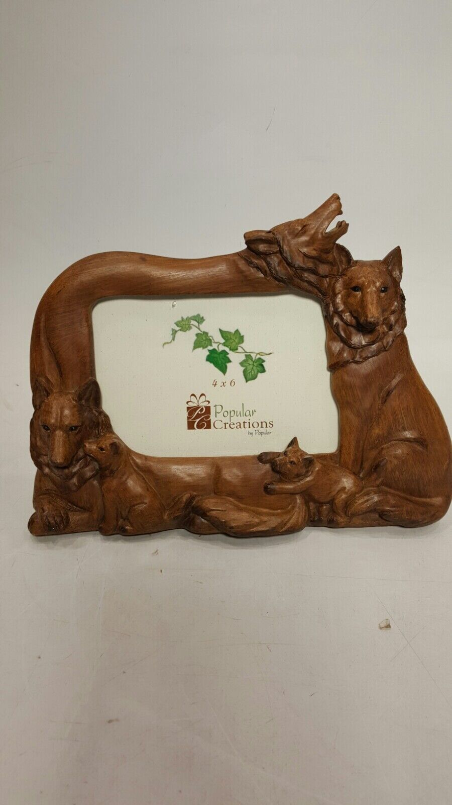 NW020 Wolf Photo Frame Carving Work with wolves + brown frame 4x6 BRAND NEW 