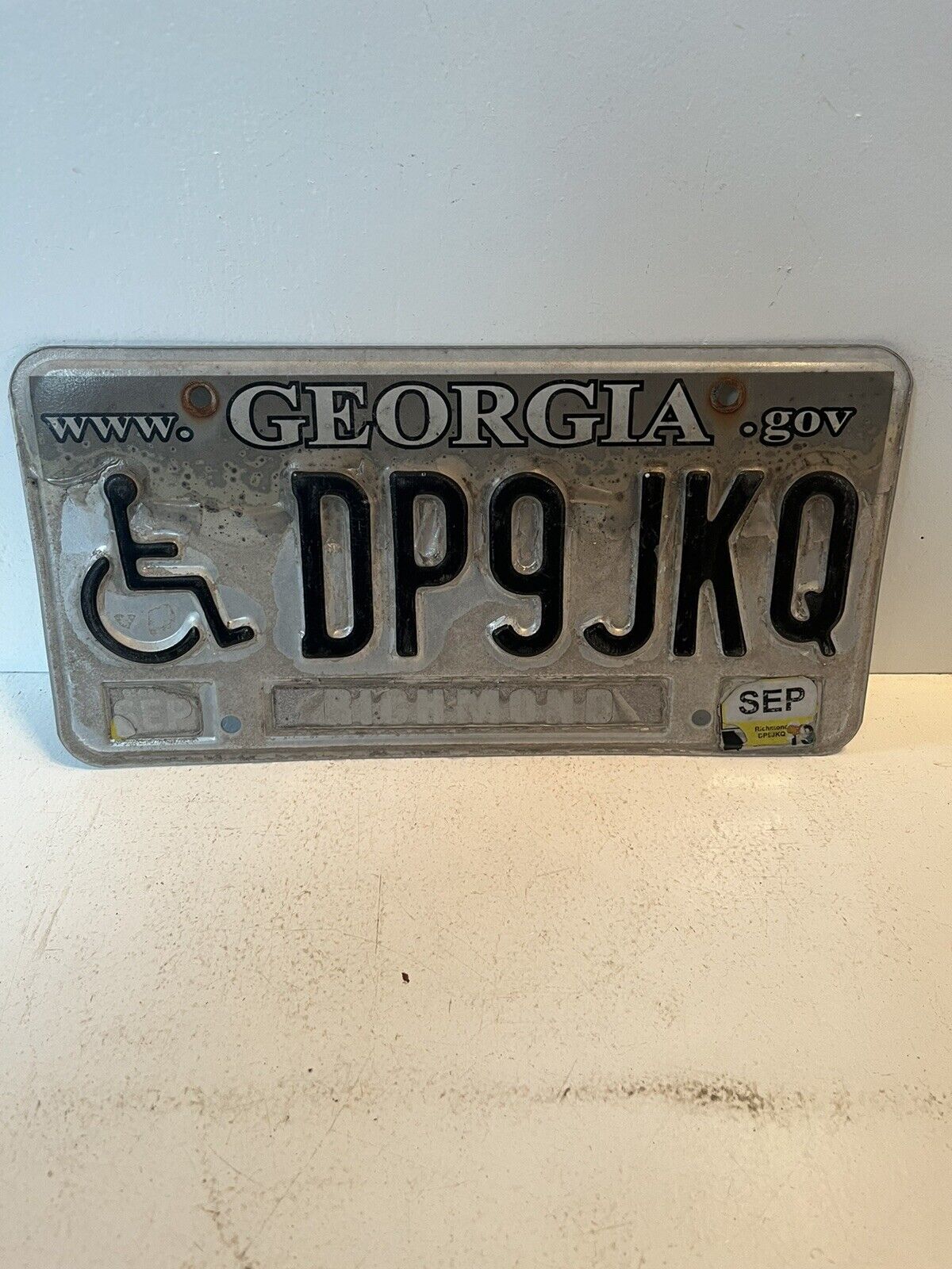 Georgia expired 2010 handicap licenses plate