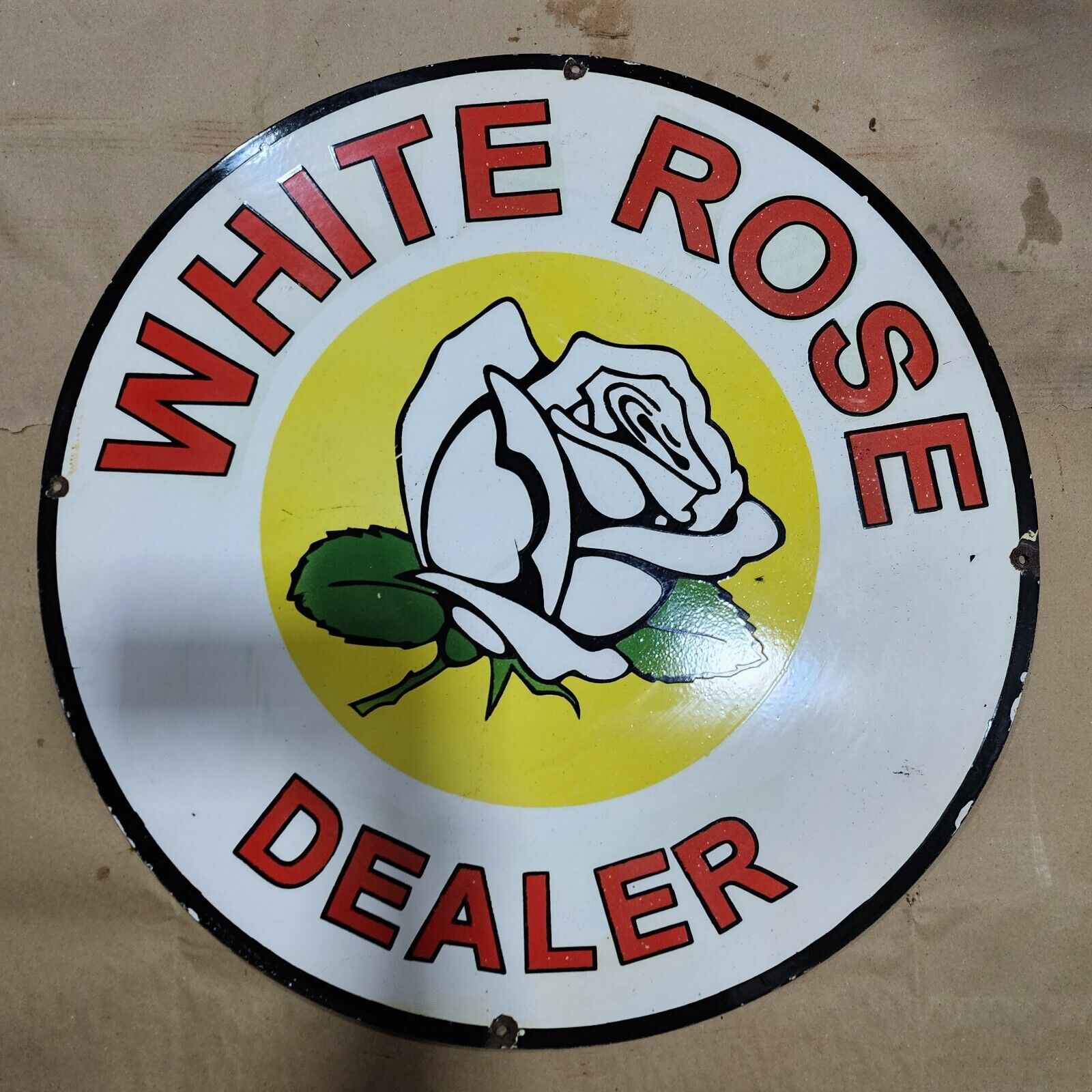WHITE ROSE DEALER PORCELAIN ENAMEL SIGN 30 INCHES ROUND