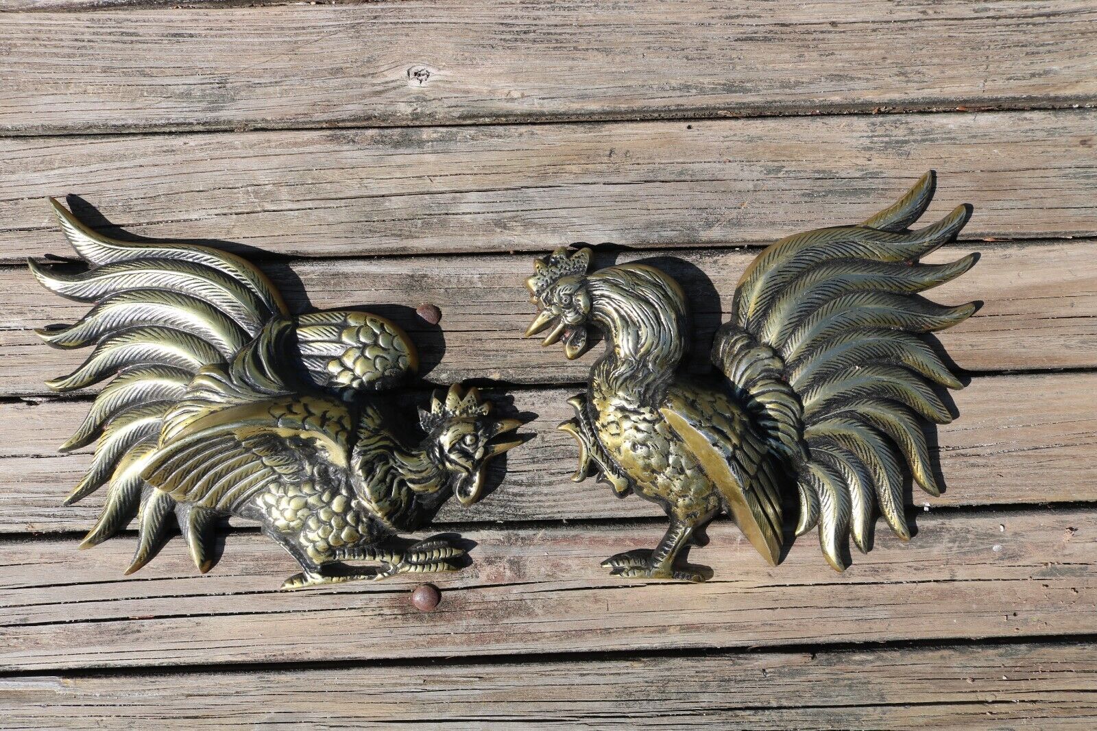 VINTAGE SET OF BRASS FIGHTING ROOSTERS MID CENTURY MADE IN JAPA WALL HANGING