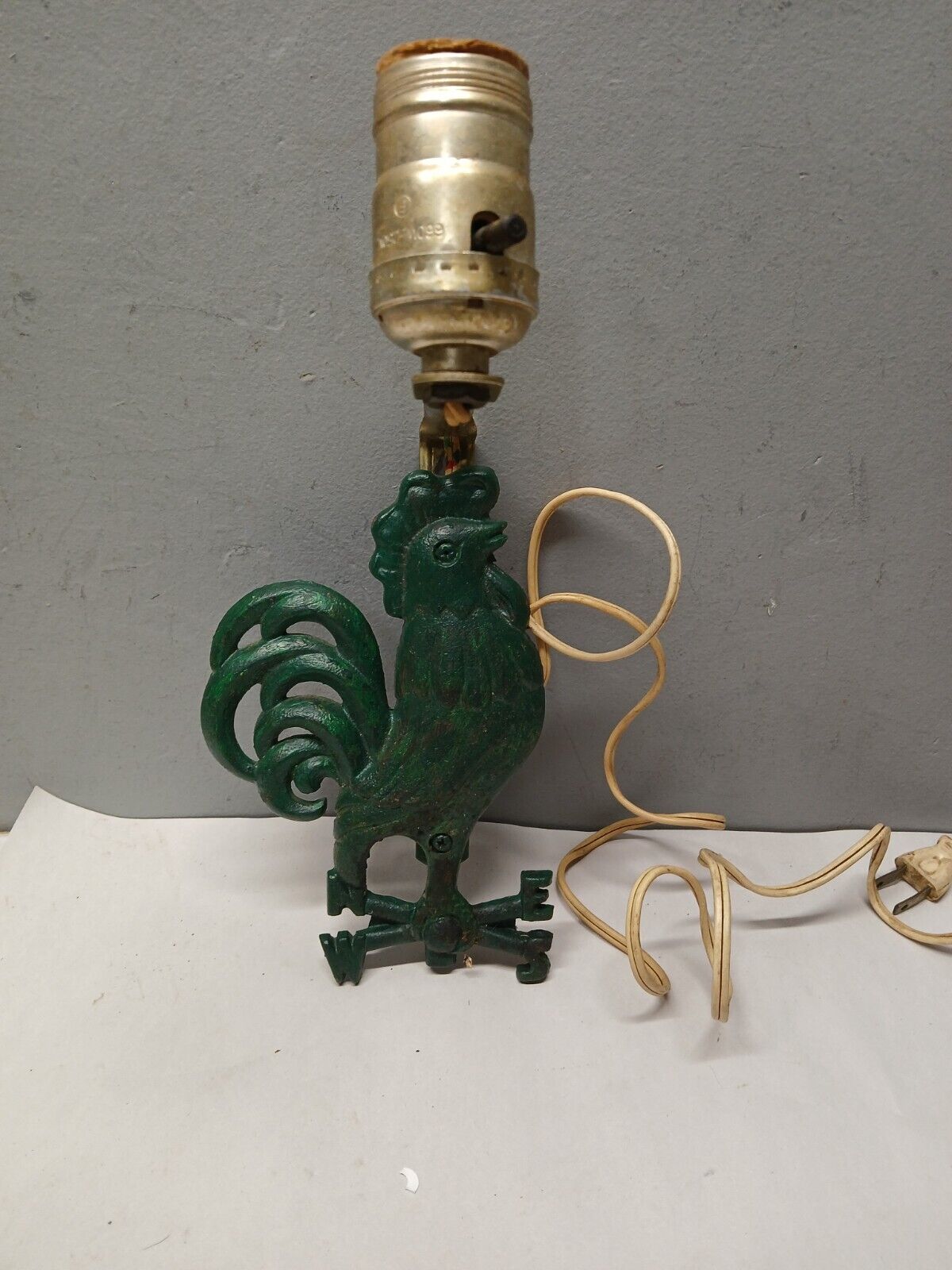 Vintage Wall Rooster Sconce,Weathervane Light,Cast Iron Wall Lamp Green 