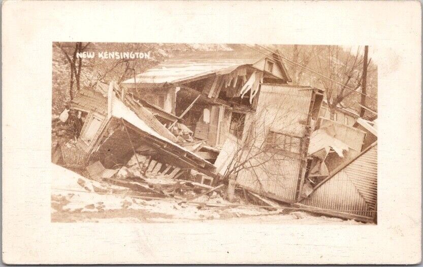 1936 NEW KENSINGTON, Pennsylvania RPPC Real Photo Postcard FLOOD SCENE / House