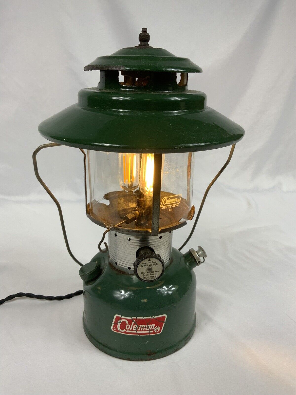Vintage Coleman Latern Lamp