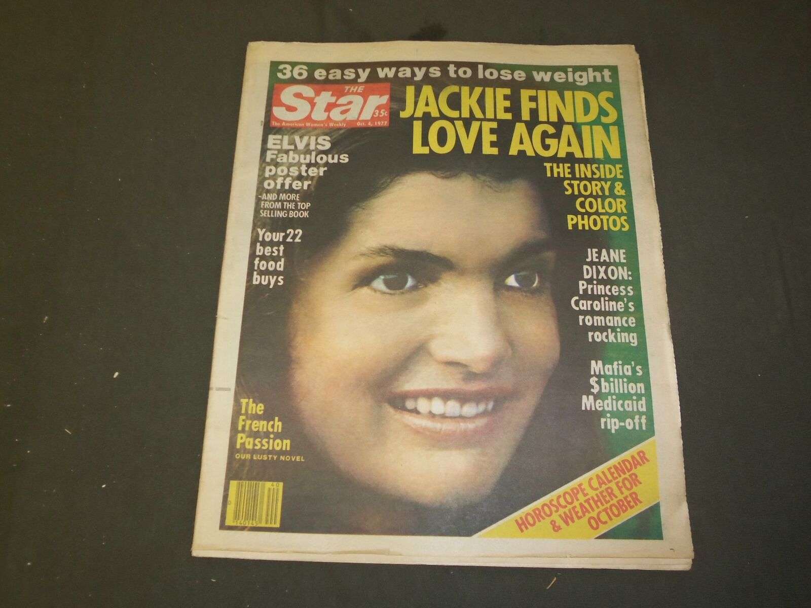 1977 OCTOBER 4 THE STAR NEWSPAPER - JACKIE ONASSIS FINDS LOVE AGAIN - NP 3363