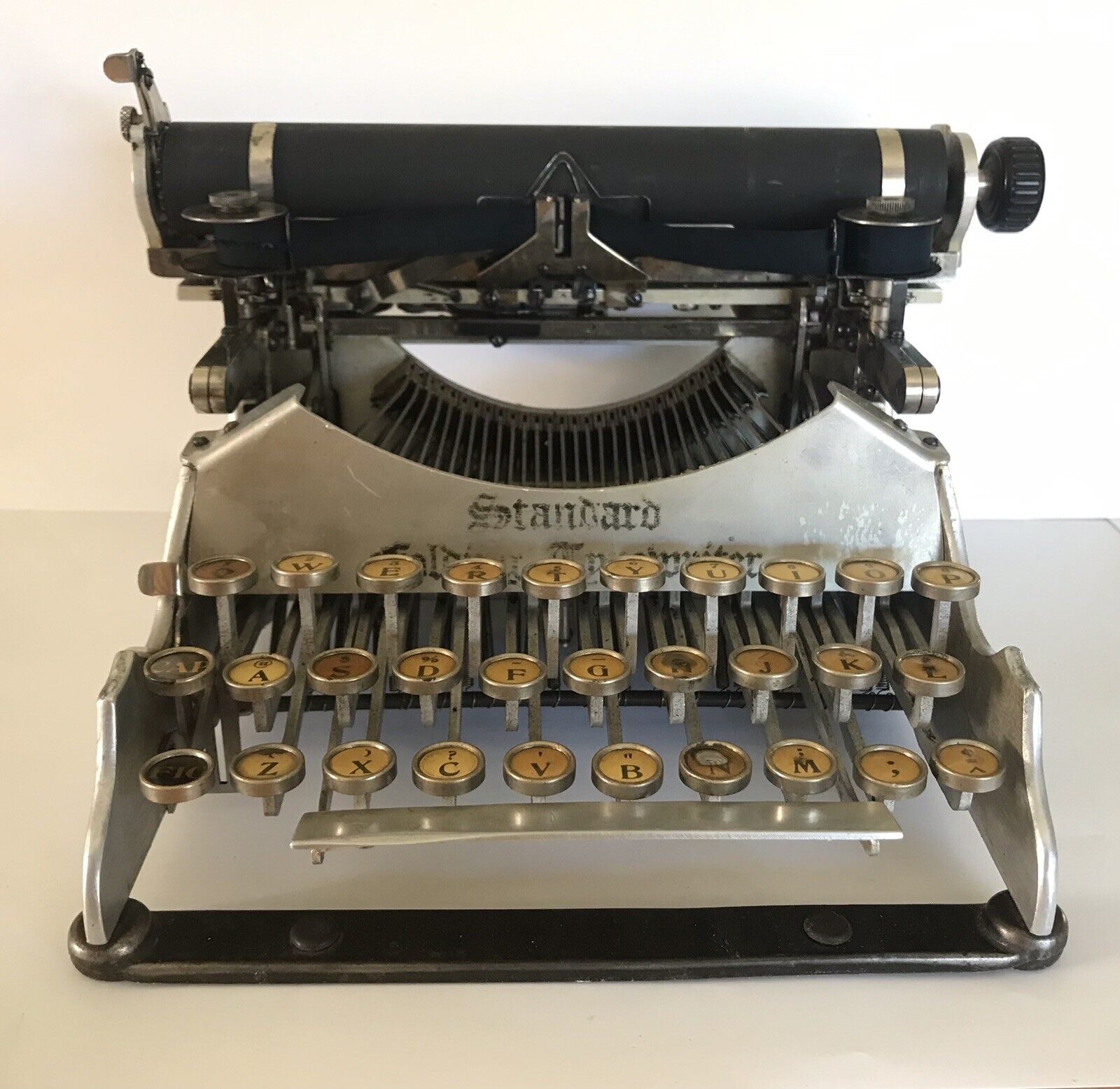 Standard Folding Typewriter Model 2  serial number 10090 working condition