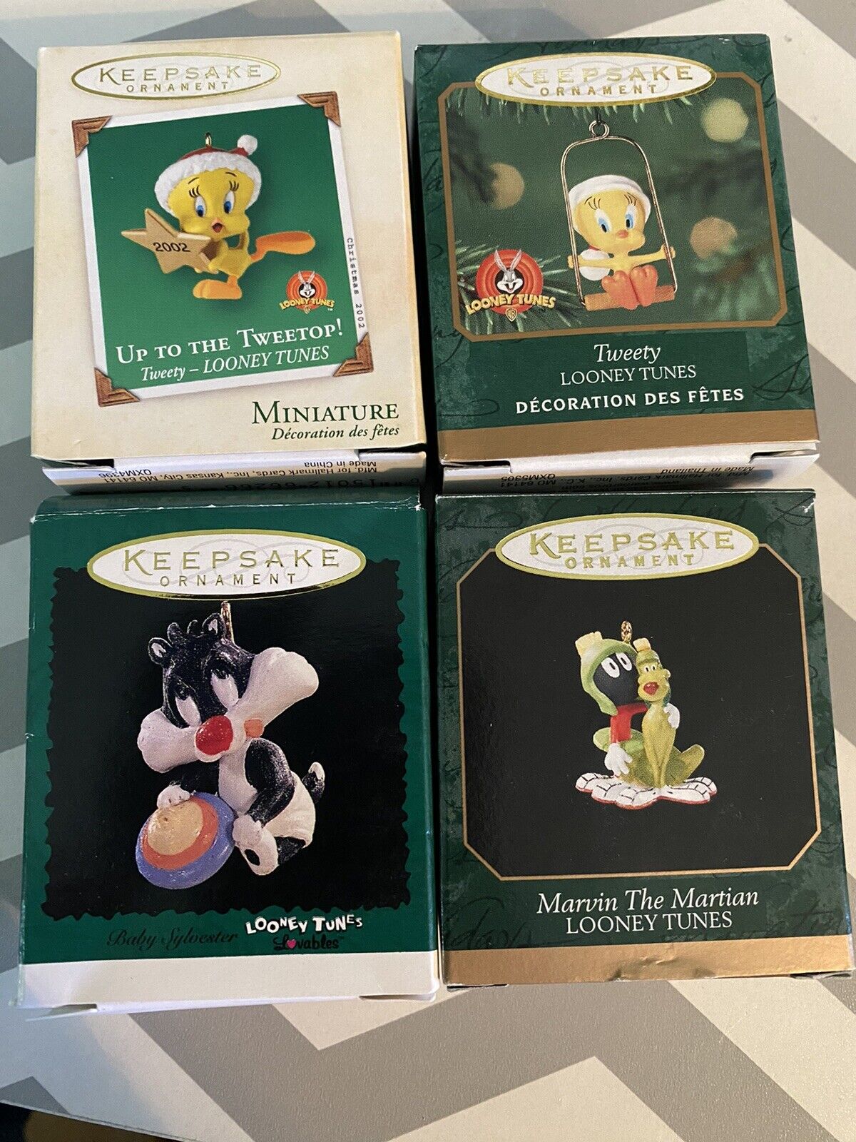Lot Of 4 Hallmark Looney Tunes Miniature Ornaments.