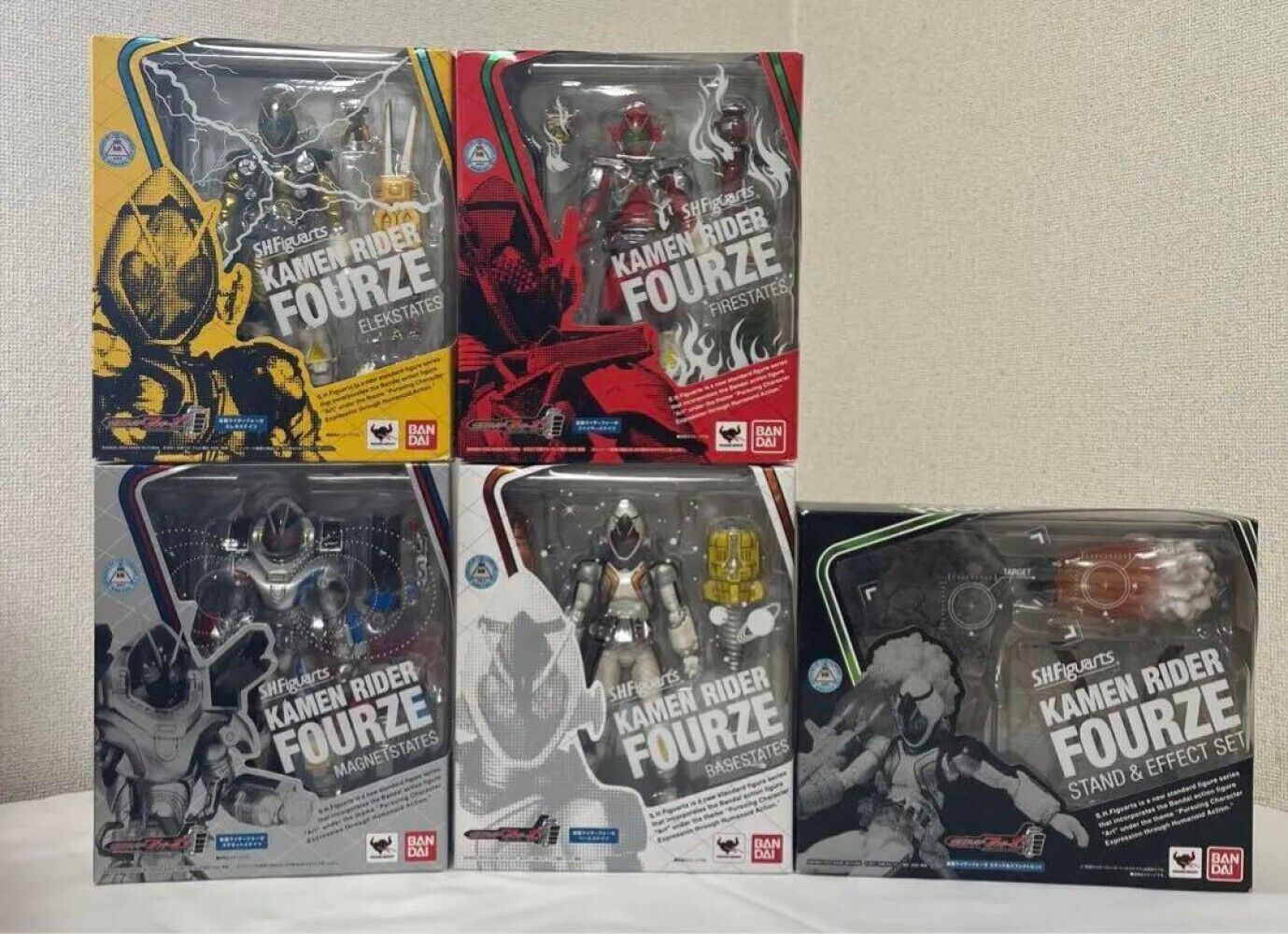 S.H.Figuarts Kamen Rider Fourze Action Figure & Stand Effects set 8piece set New