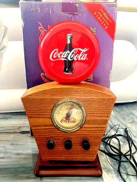 1996 Coca Cola AM/FM Antique Radio featuring Red Disc Icon with Wooden Base~COKE