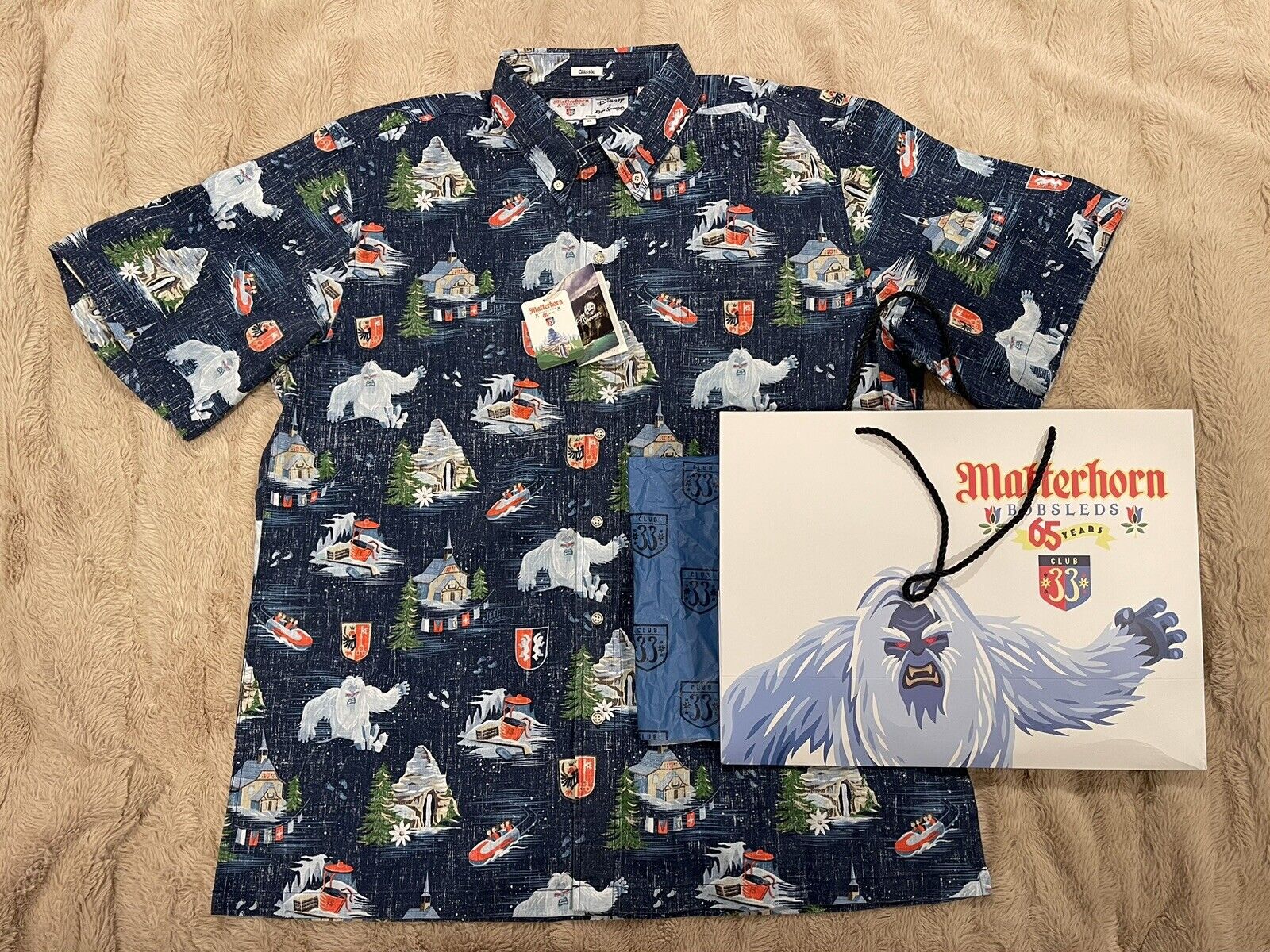 Club 33 Disneyland Reyn Spooner Matterhorn XL Men’s Button-Down Aloha Shirt NWT