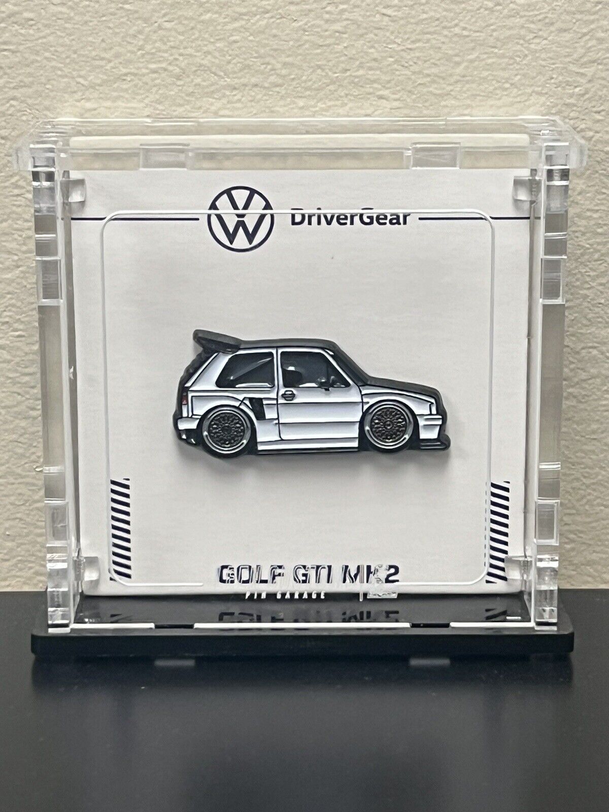 Leen Customs Golf GTI Mk2 White w/ Display Case