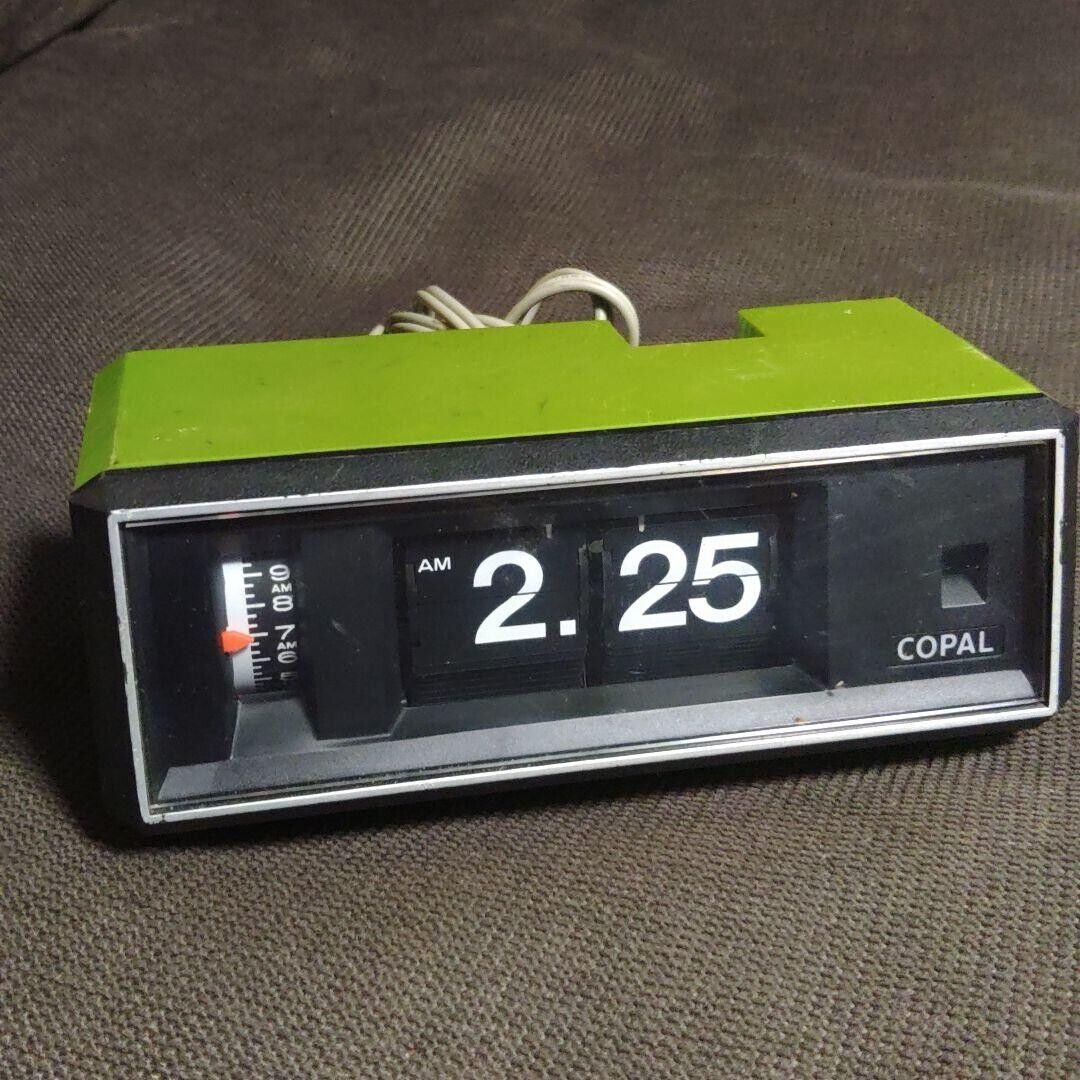 VINTAGE COPAL Green Flip Alarm Clock RP207 50Hz 60Hz Space Age Mid-century JAPAN