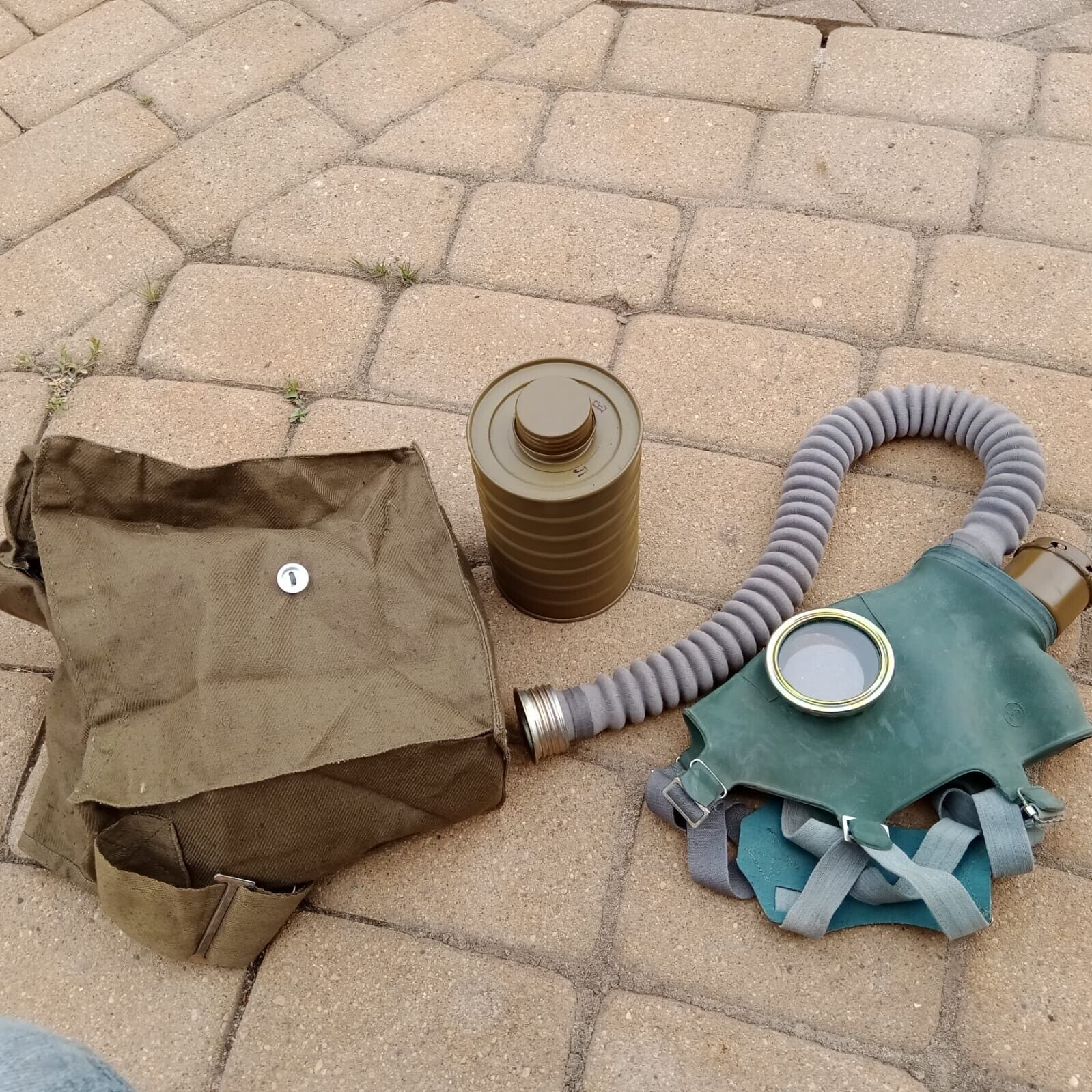  Vintage Soviet gas mask GP-4u Stalker Cosplay with hose and original bag  