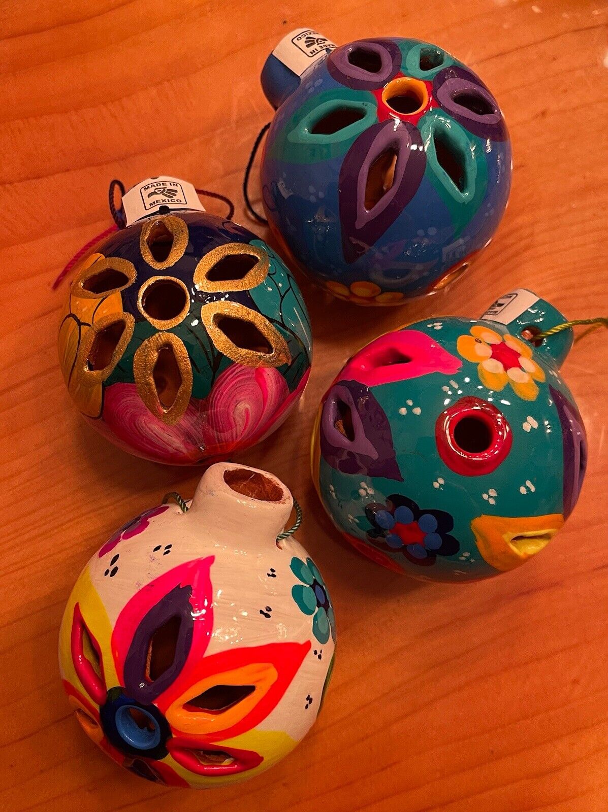 Set Of 3 Handmade Mexican Talavera Sphere shaped Christmas Ornaments Super Fast