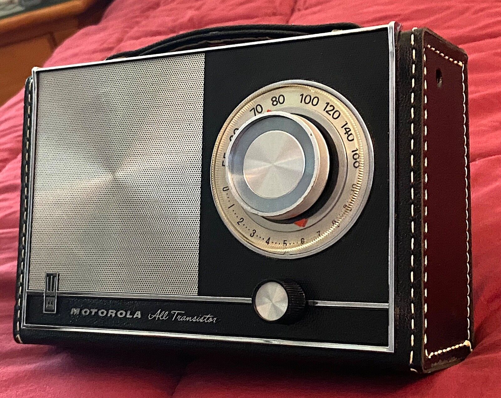 Motorola XP-64 Vintage Transistor Radio