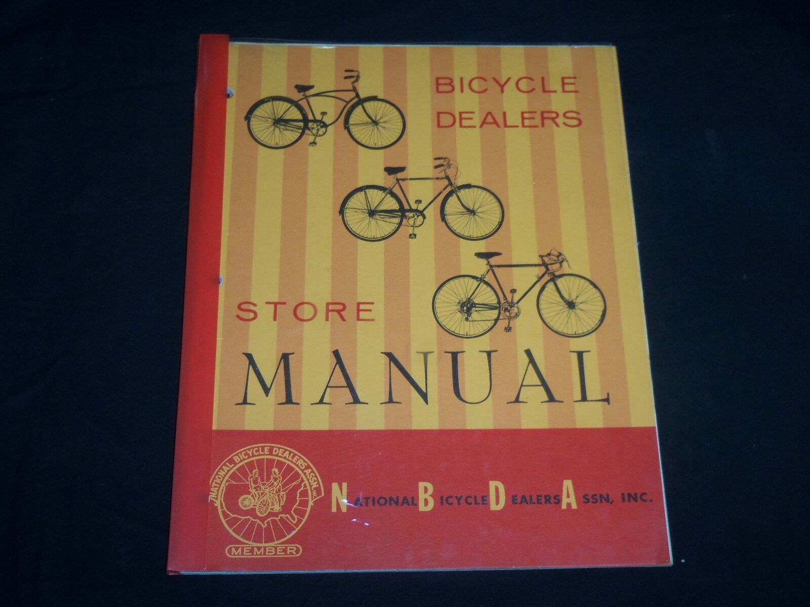 1974 NATIONAL BICYCLE DEALERS ASSN. STORE MANUAL - J 6787