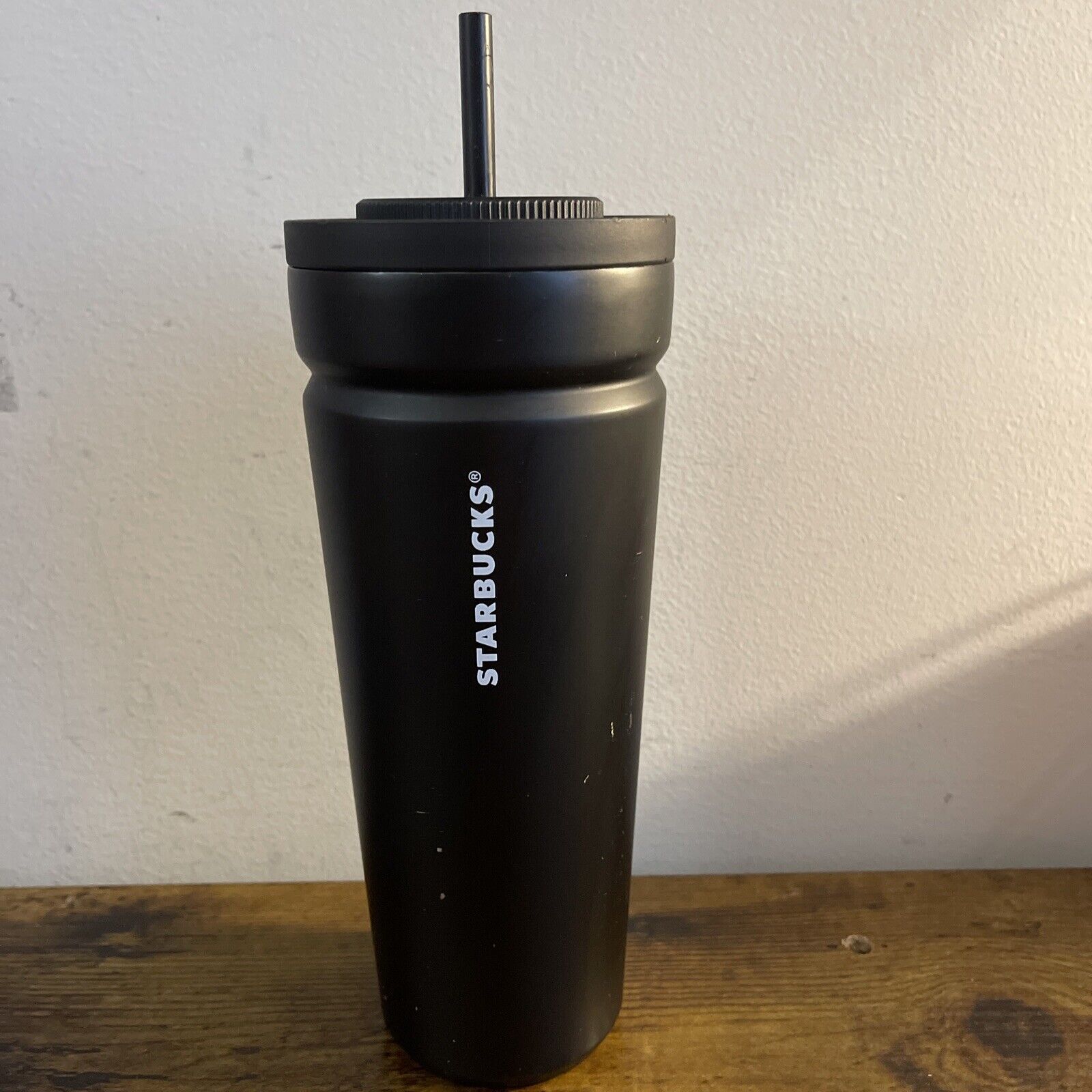 NEW Starbucks Vacuum Insulated Cold Cup Tumbler Matte BLACK 24oz Leakproof Read