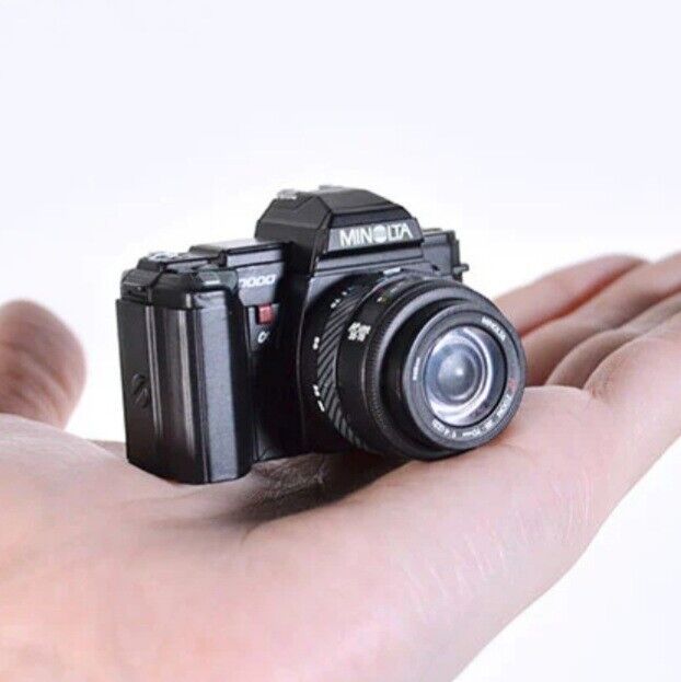 Konica Minolta Miniature Collection Camera Mini α-7000 Capsule Toy Figure