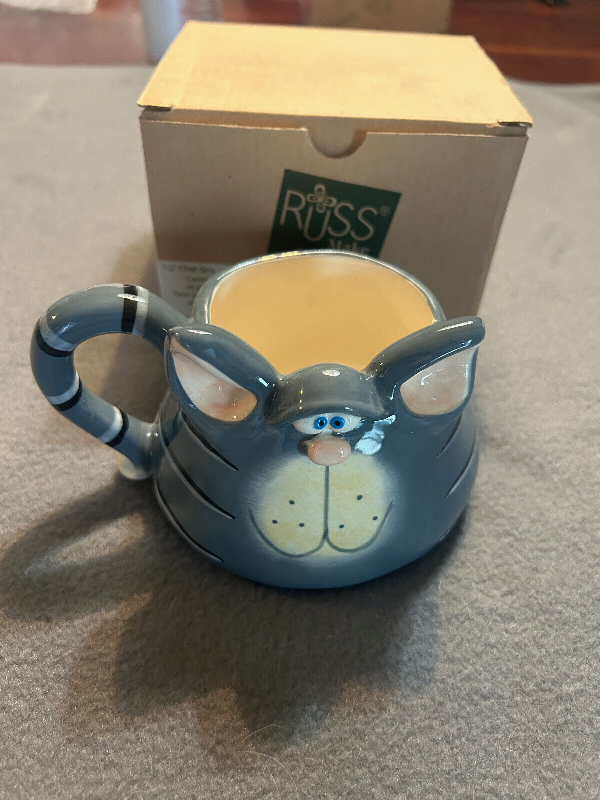 Gray Stripe Cat Mug Russ Berrie Alley Katz tabby w box 2019 handpainted kitty