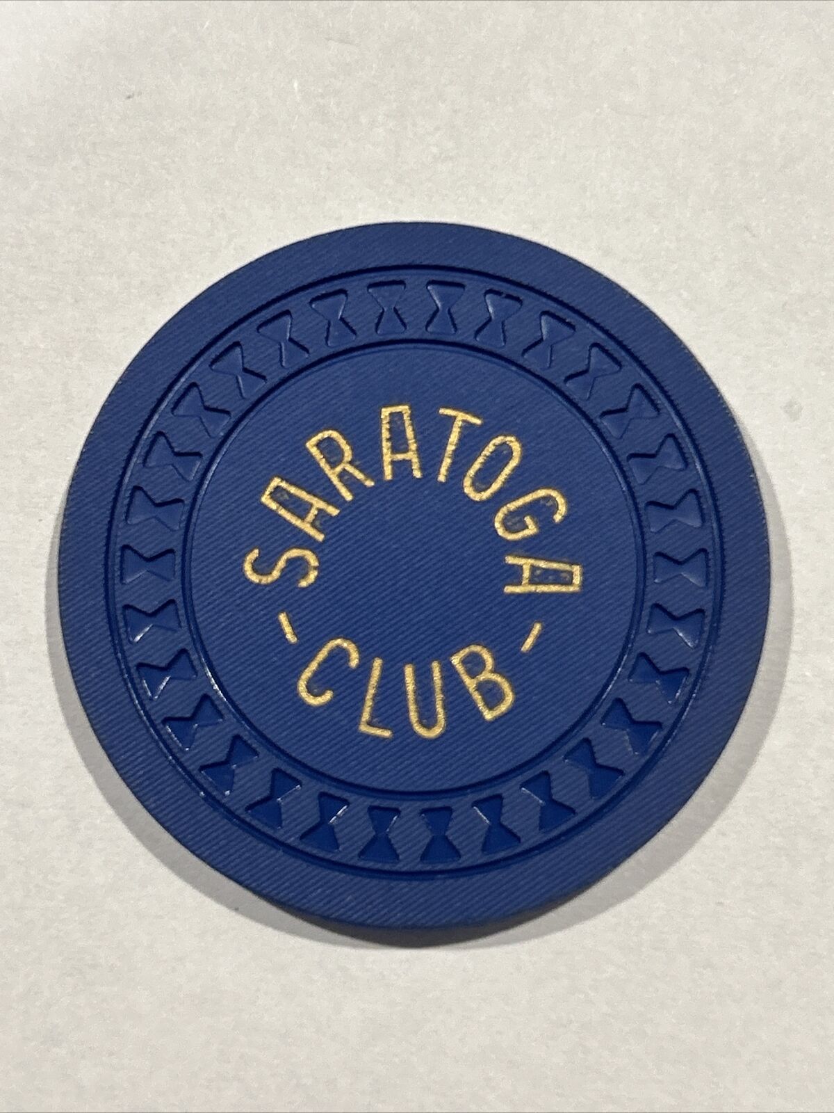 Saratoga Club - $5 Casino/Poker Chip - *Illegal* - Newport, Kentucky