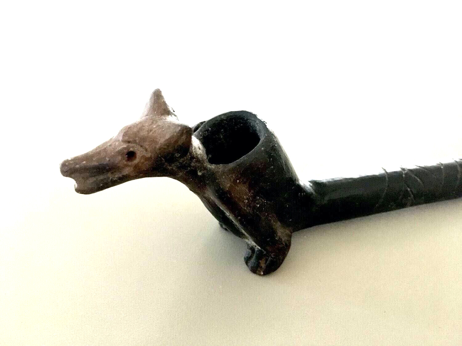 VINTAGE REPRODUCTION OF PRE COLOMBIAN MESO-AMERICAN STYLED TOBACCO PIPE