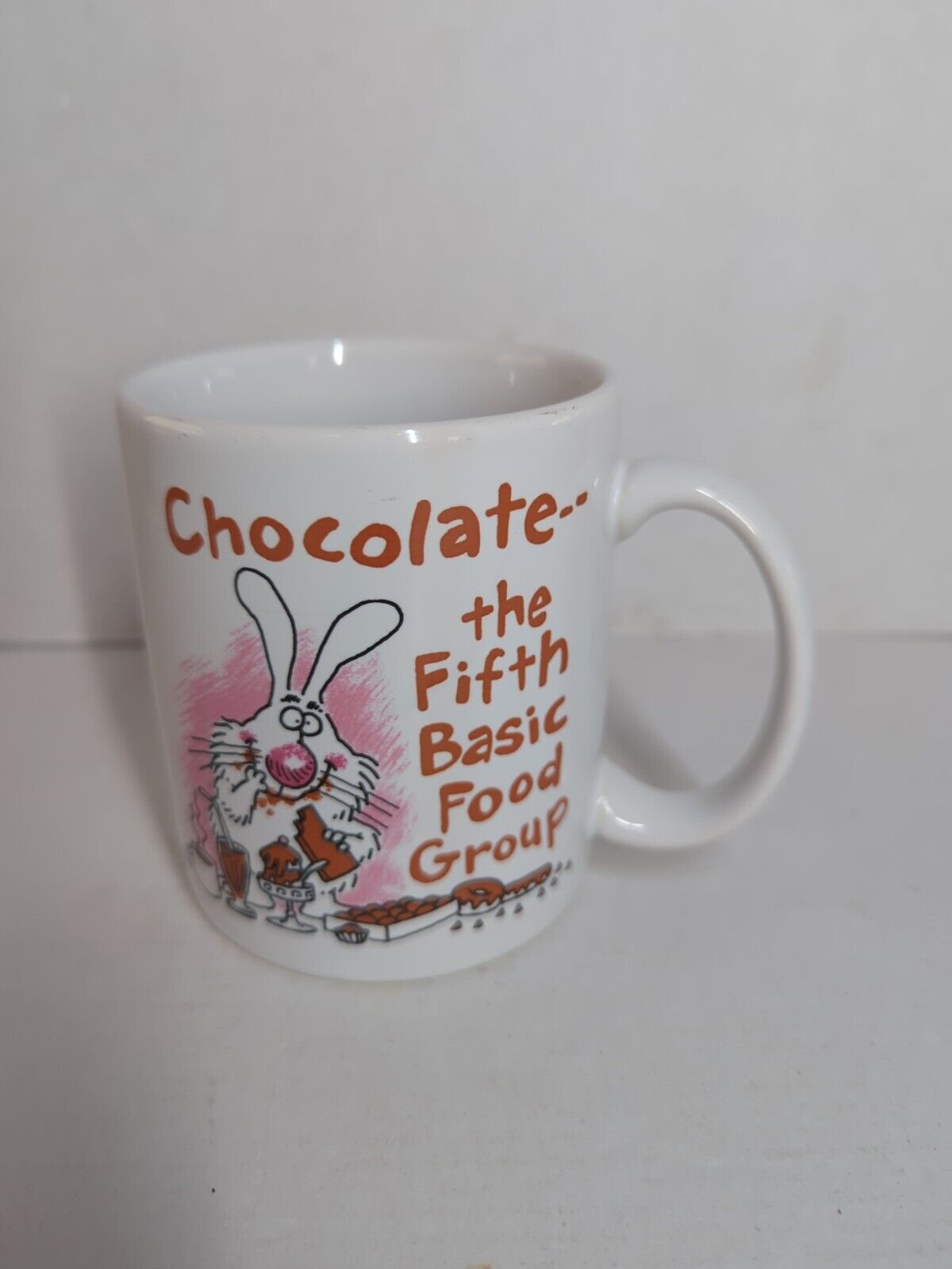 Hallmark Shoebox Greetings “Chocolate the Fifth Basic Food Group” Mug Cup New