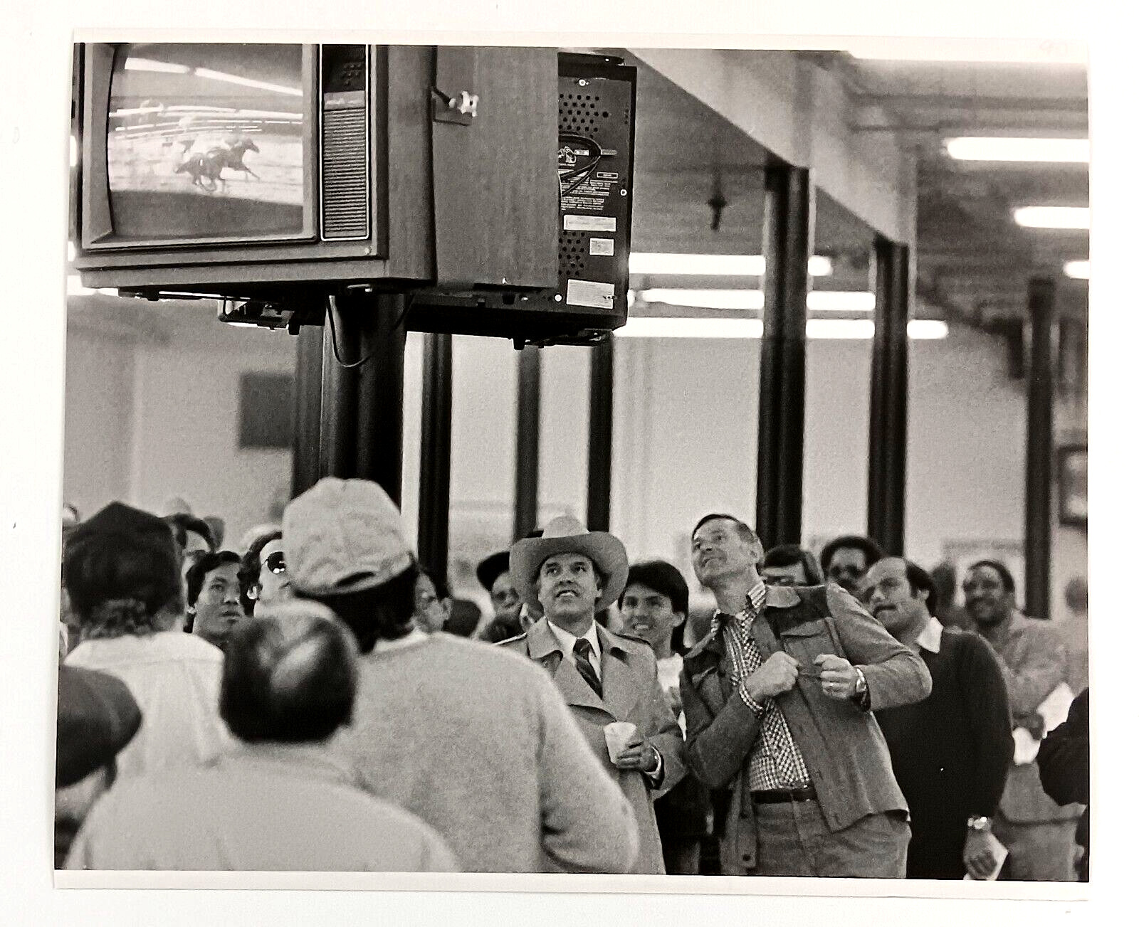 1984 Renton Washington Longacres Horse Race Betting Monitors WA VTG Press Photo