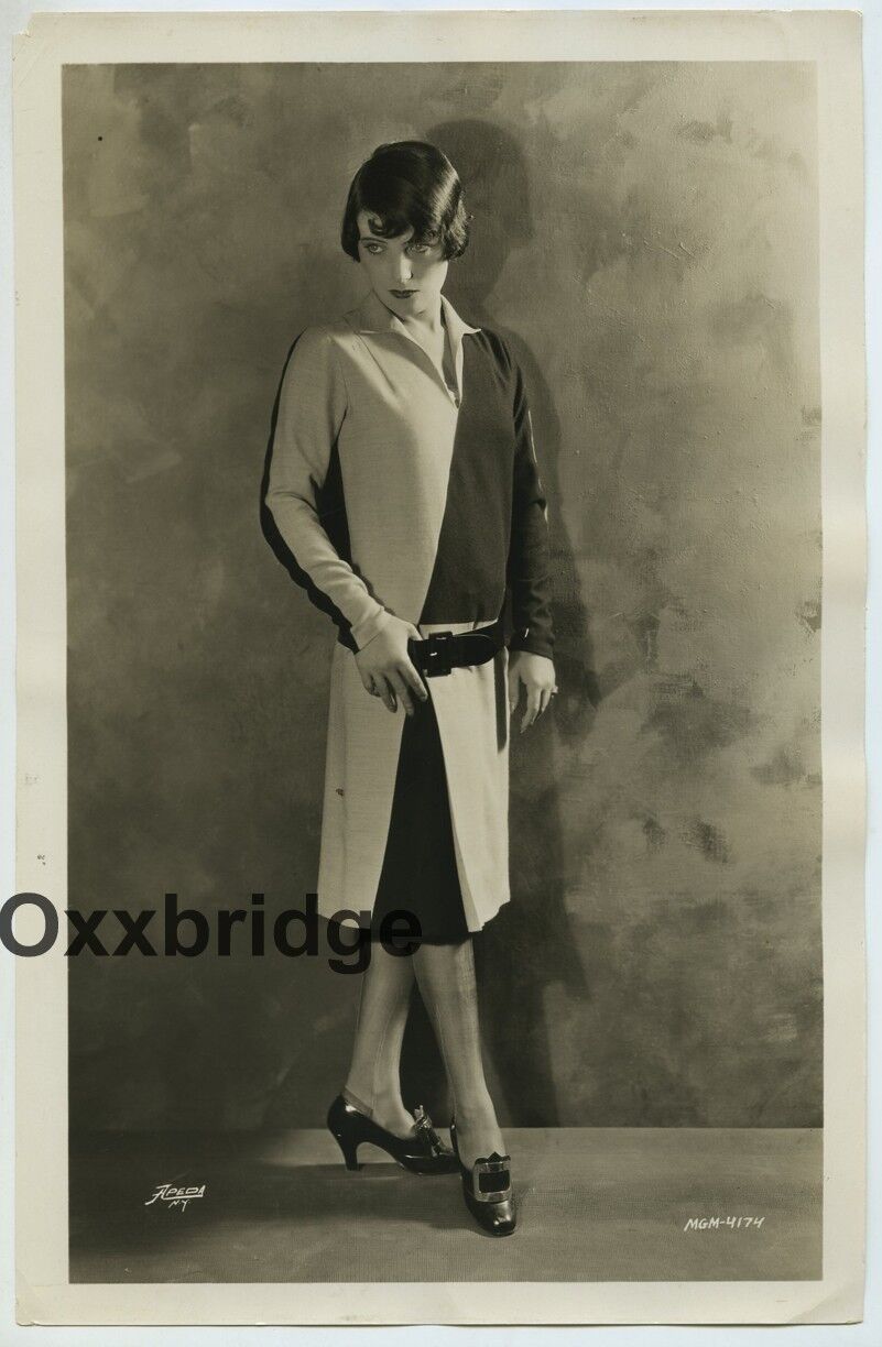 Sassy Flapper Girl Pauline Stark Art Deco 1926 Sexy Fashion Doll Photo J4977