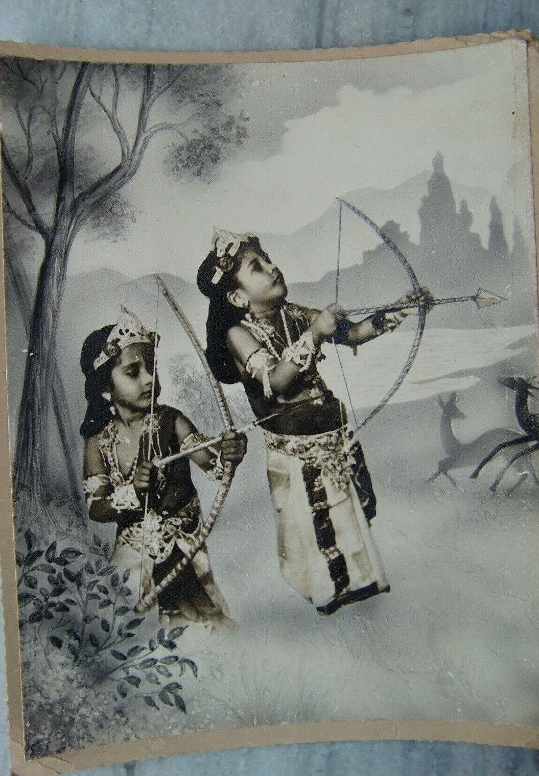 VINTAGE BLACK & WHITE PHOTOGRAPH OF INDIAN BOYS AS LOVE KUSH INDIAN MYTHOLOGY